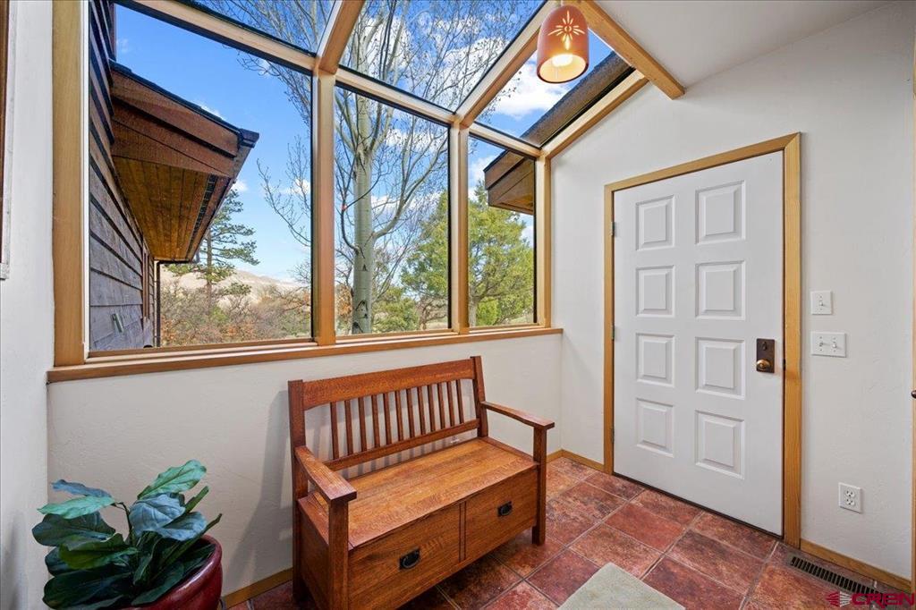 17 Whitehouse Vista Lane