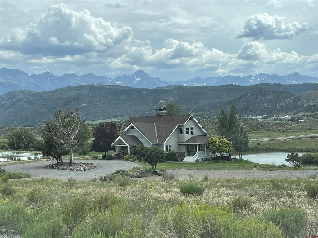 340 Quarterhorse Lane