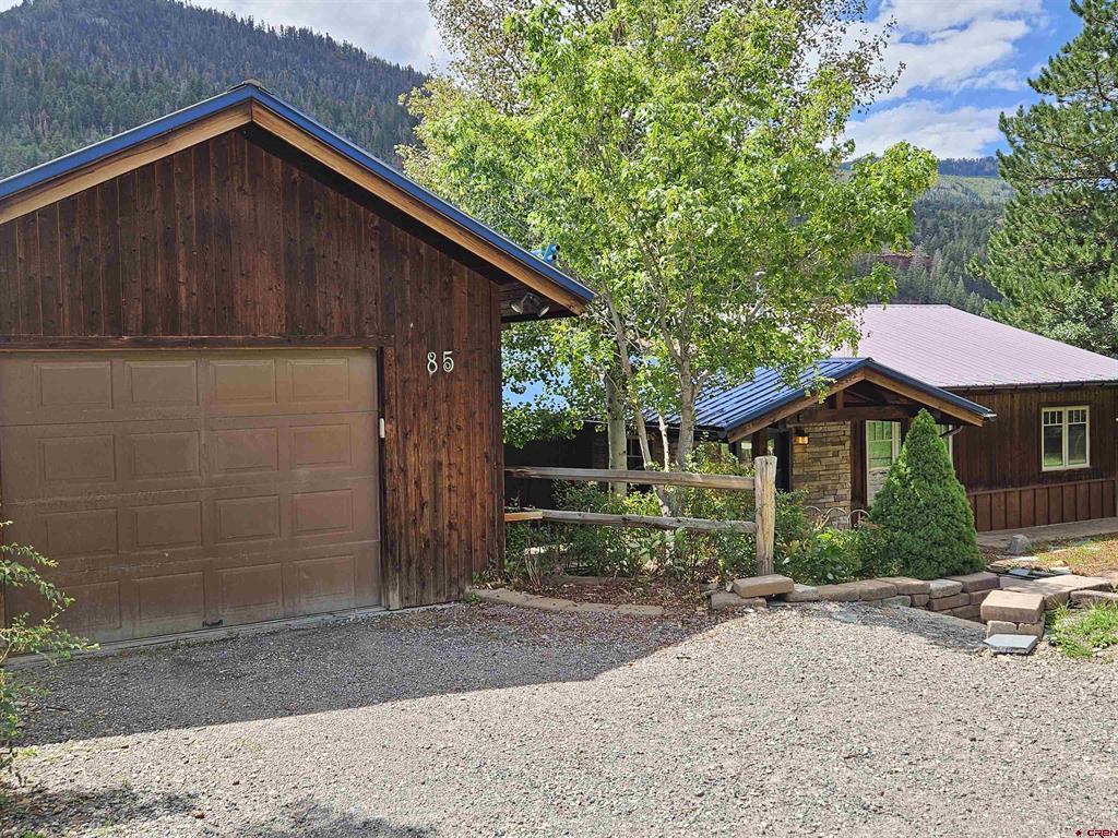 85 Mountain View Drive