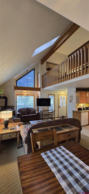 215 5th Avenue Unit: 15