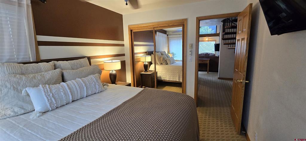 215 5th Avenue Unit: 15