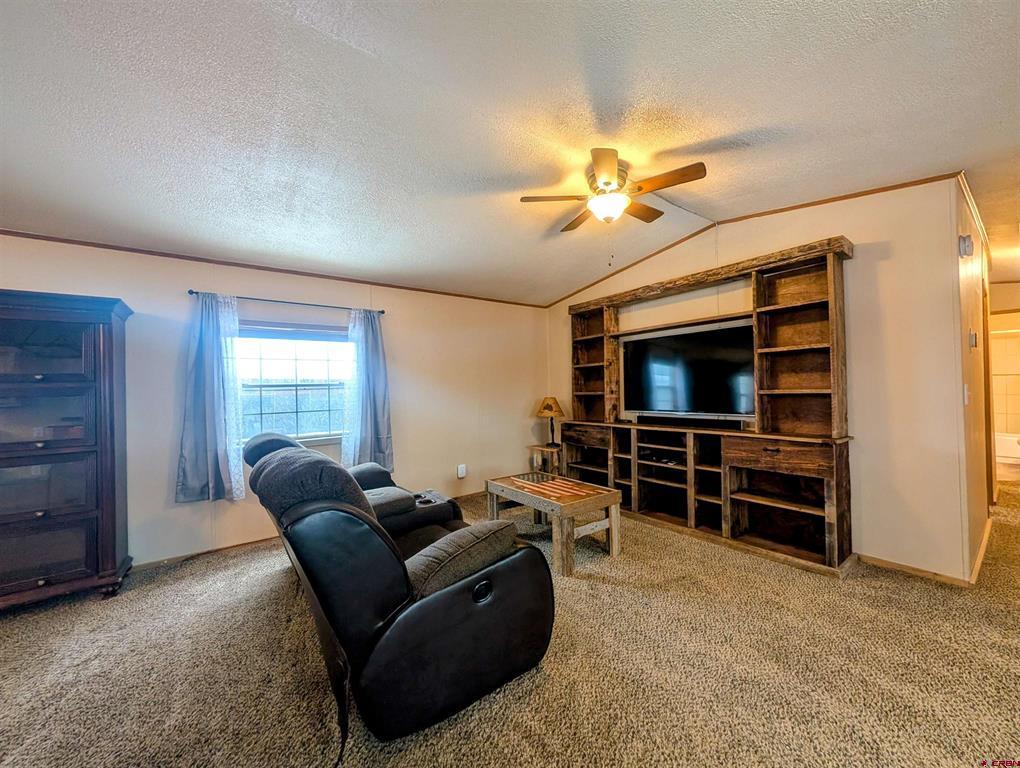 1500 Oak Street Unit: 15