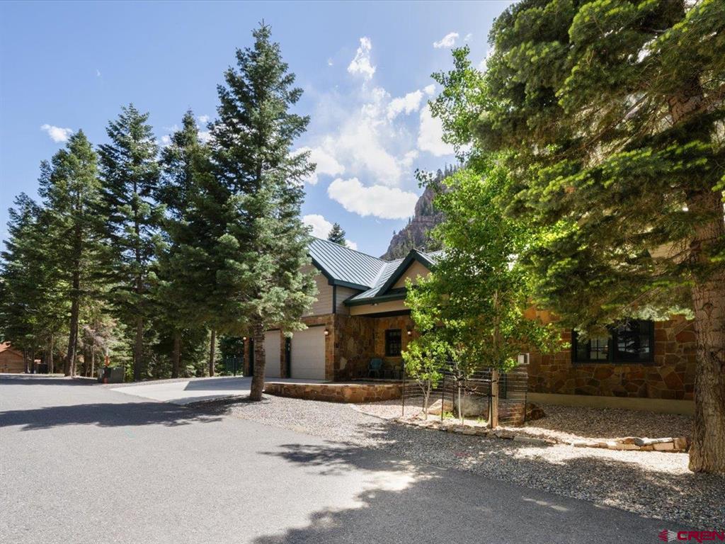 112 Ouray Vista Lane