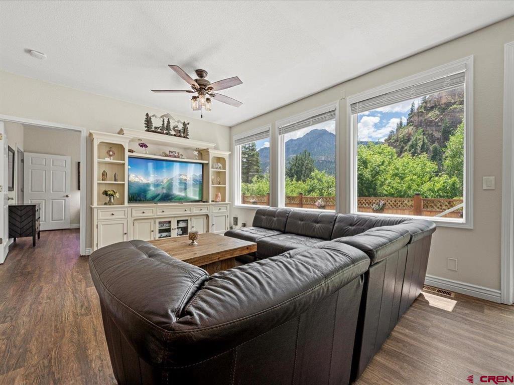 107 Ouray Vista Lane