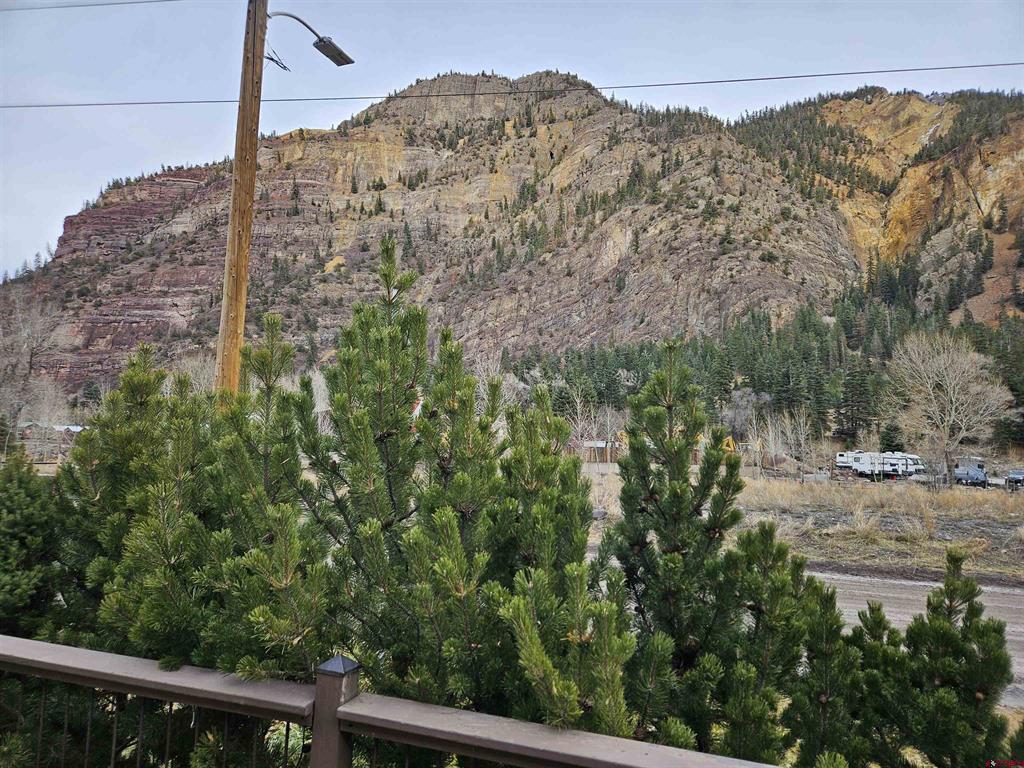 1900 Oak Street Unit: 19