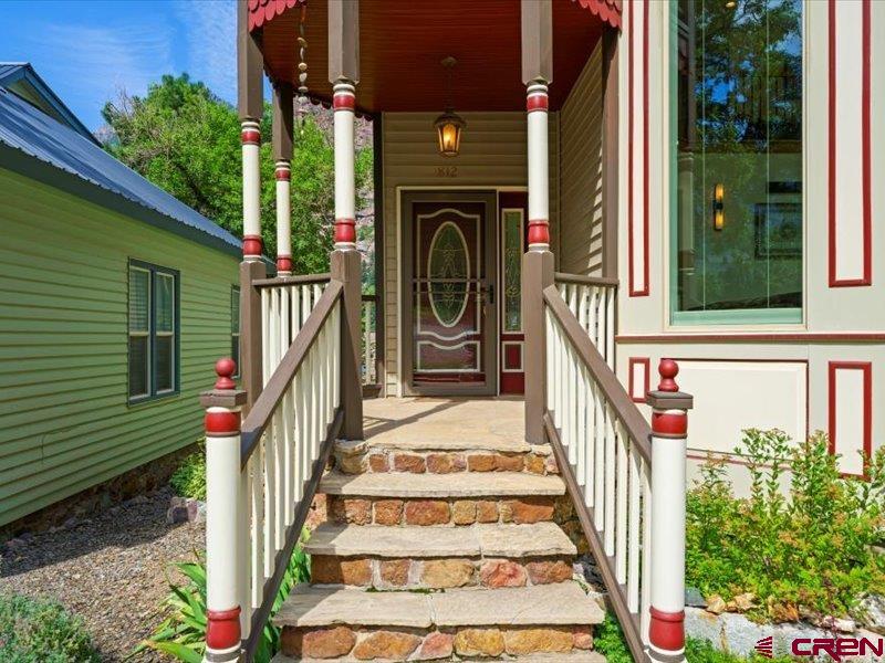 812 4th Street