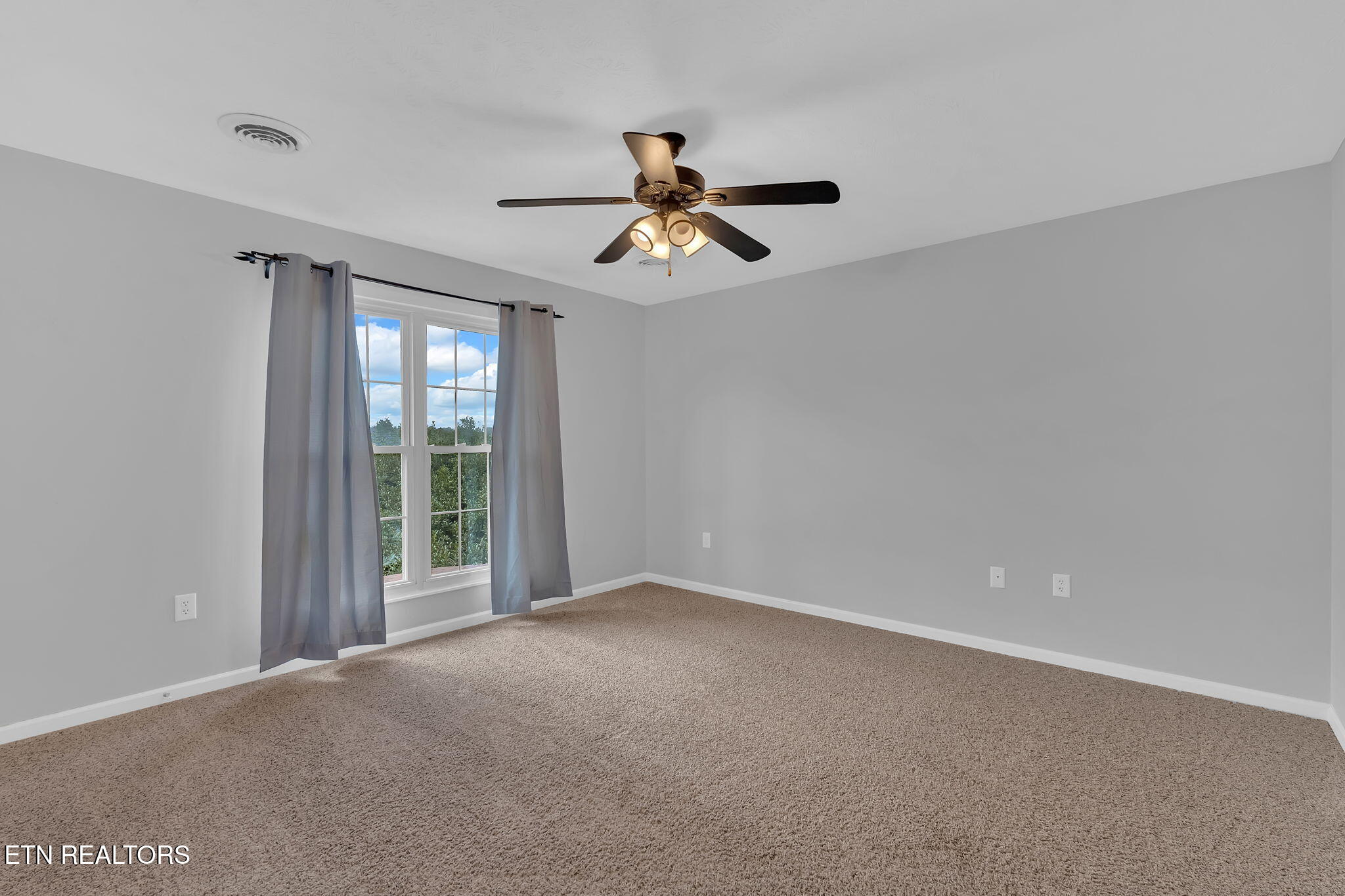 4813 Walnut Hill Drive