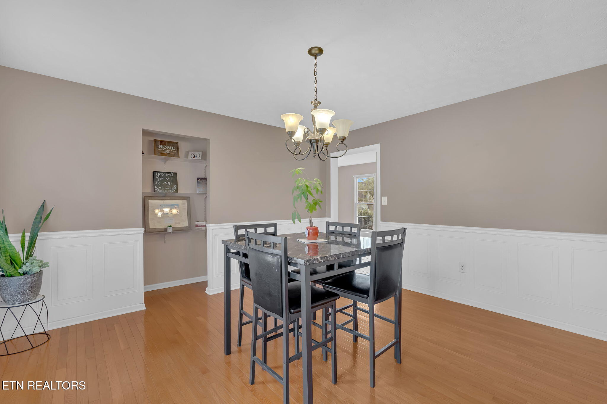 4813 Walnut Hill Drive