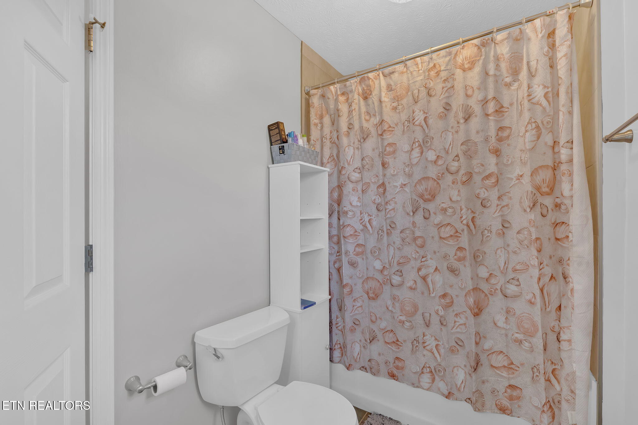 4813 Walnut Hill Drive