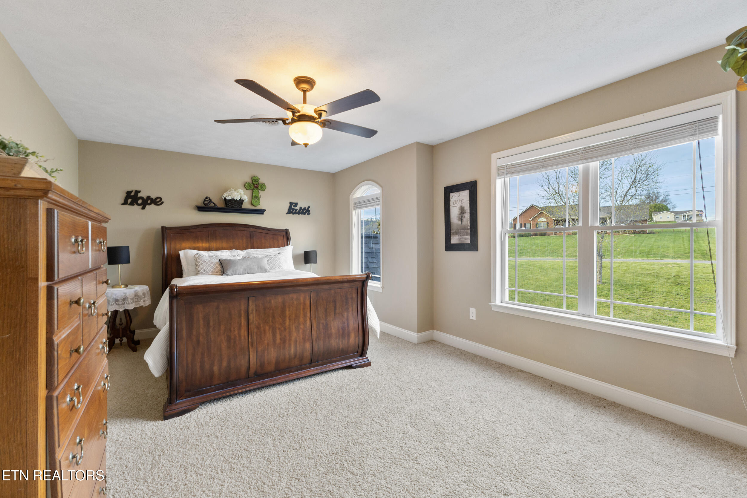 319 Coffey Heights
