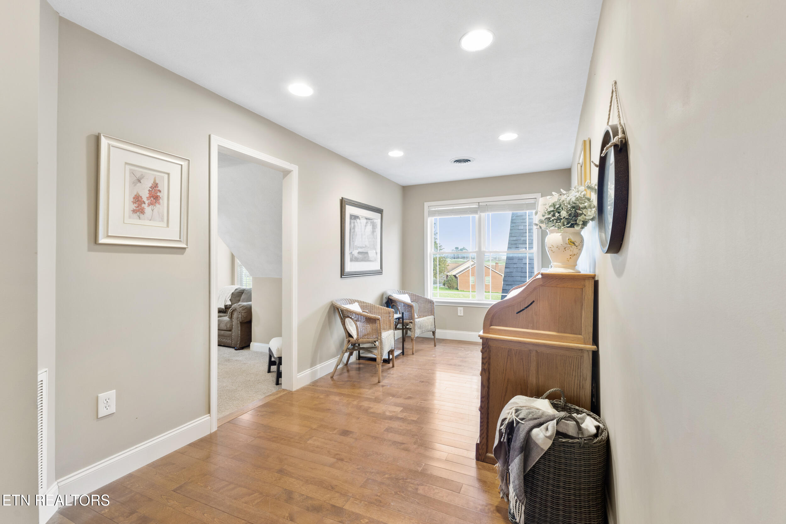 319 Coffey Heights
