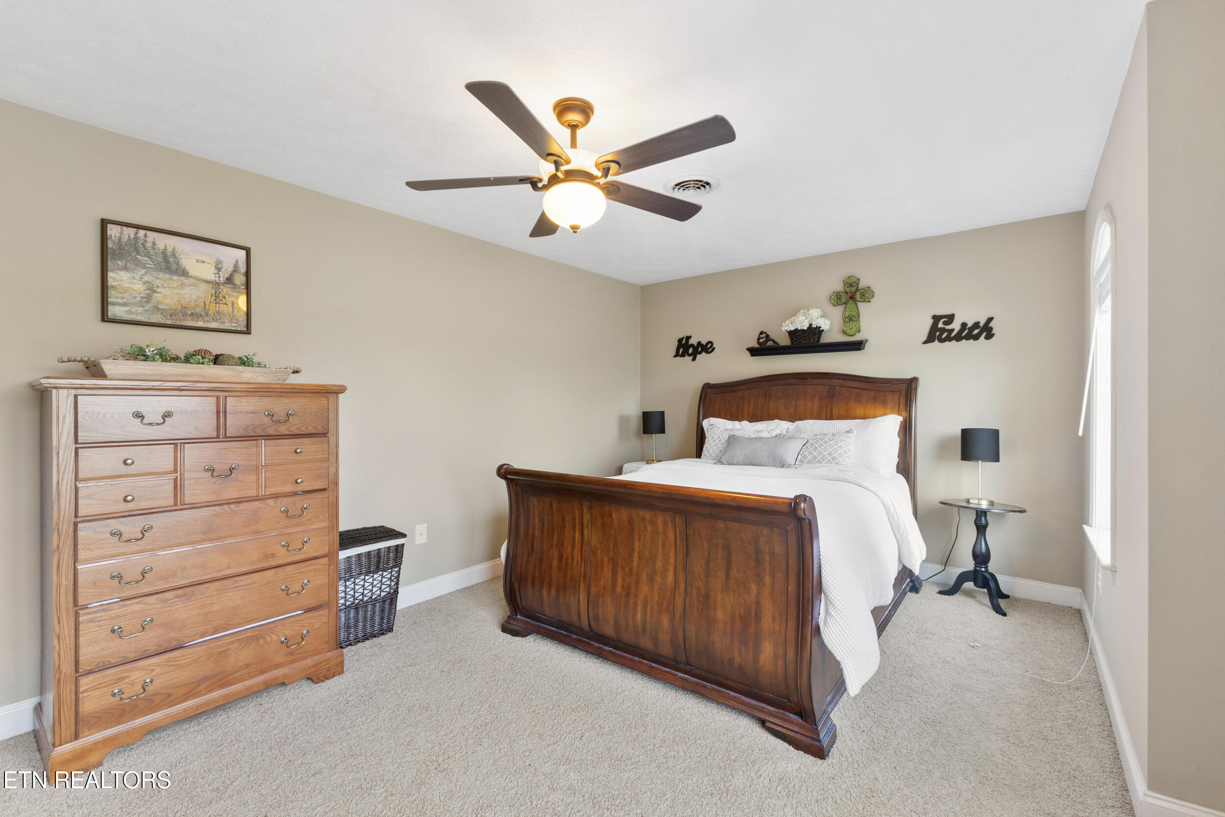 319 Coffey Heights