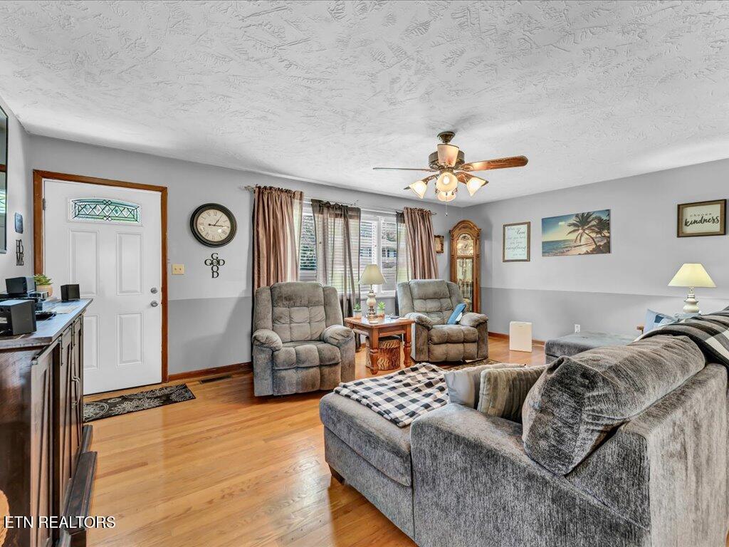 2546 Montcastle Drive