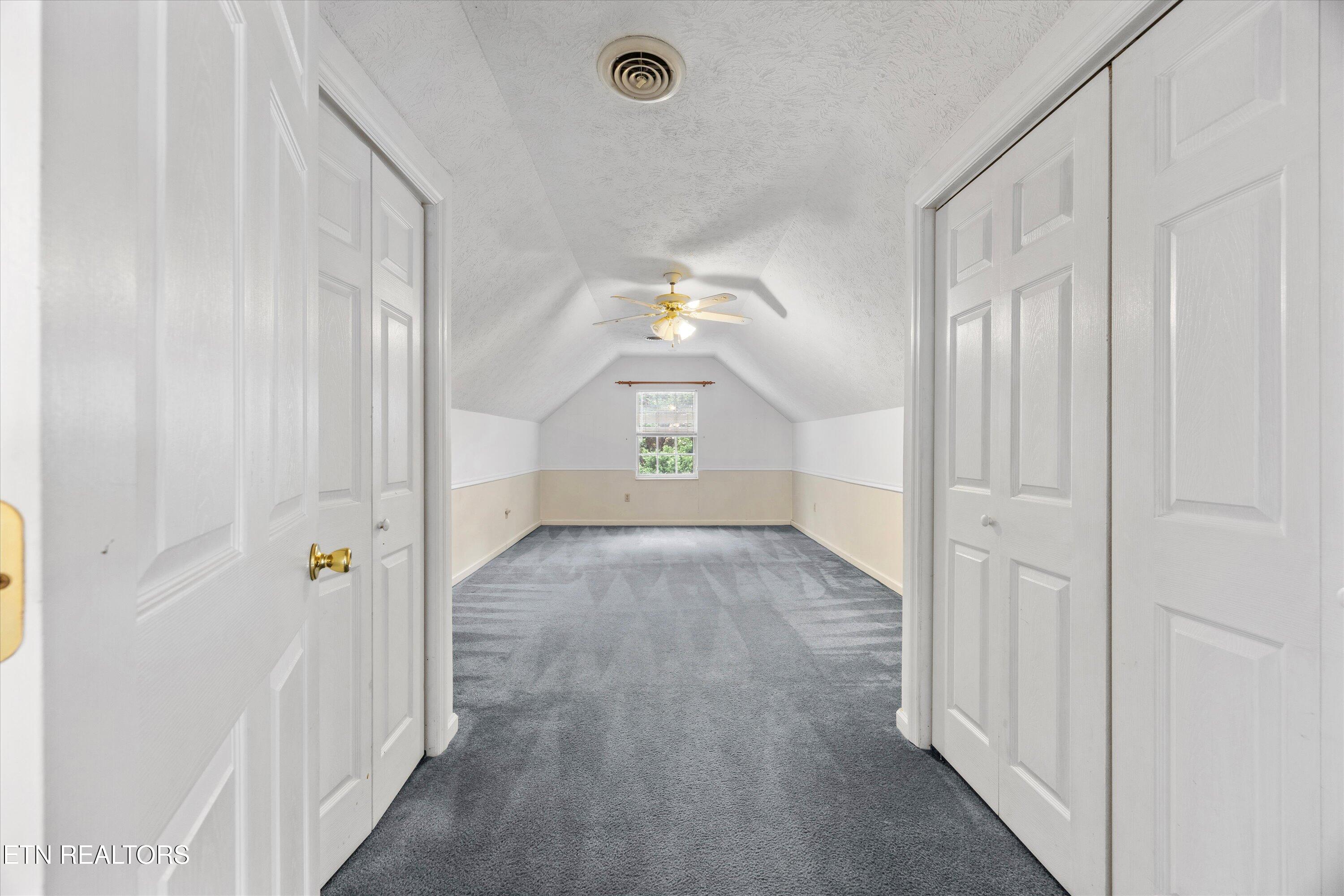 524 Emerald Ave
