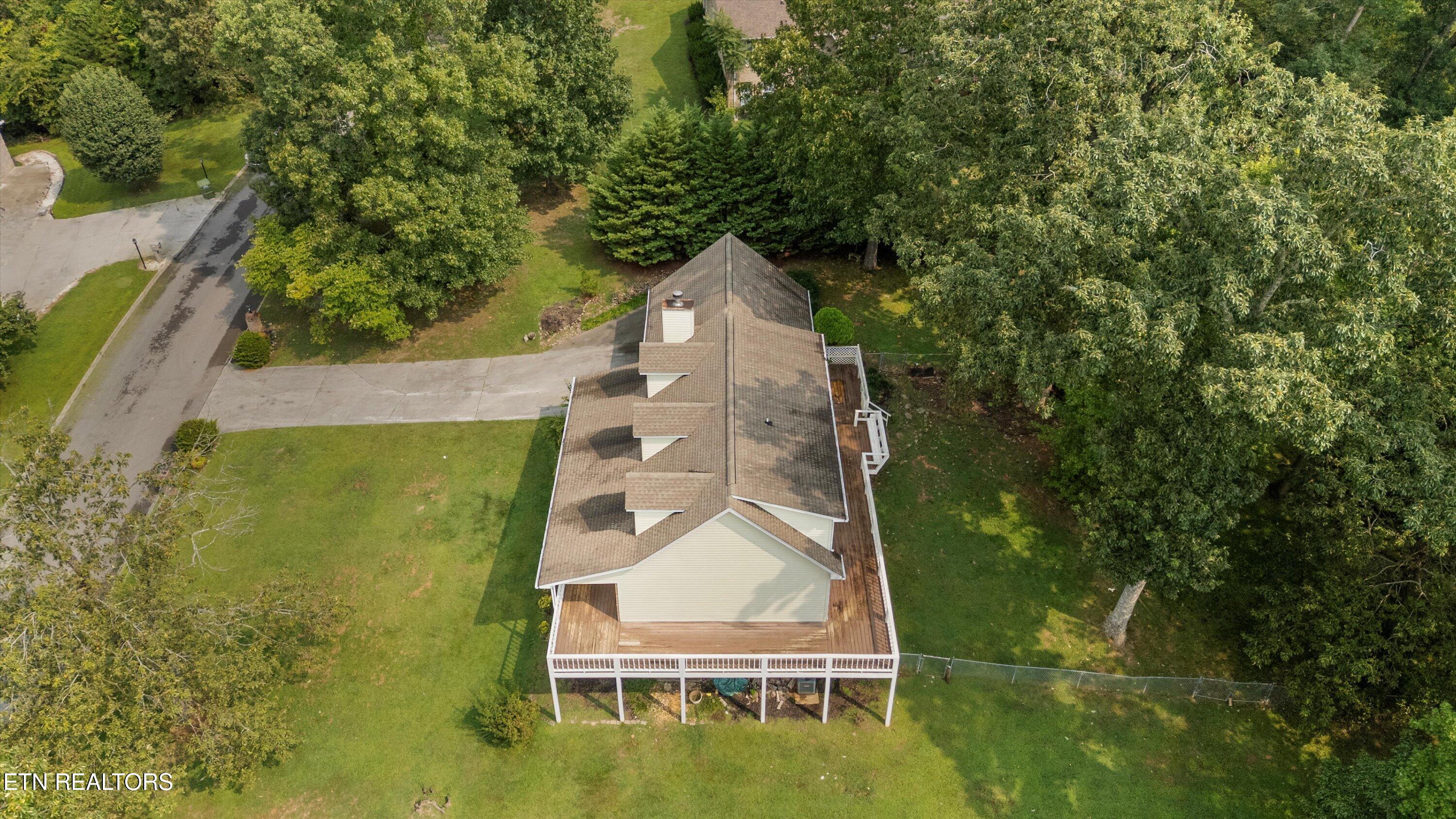 524 Emerald Ave