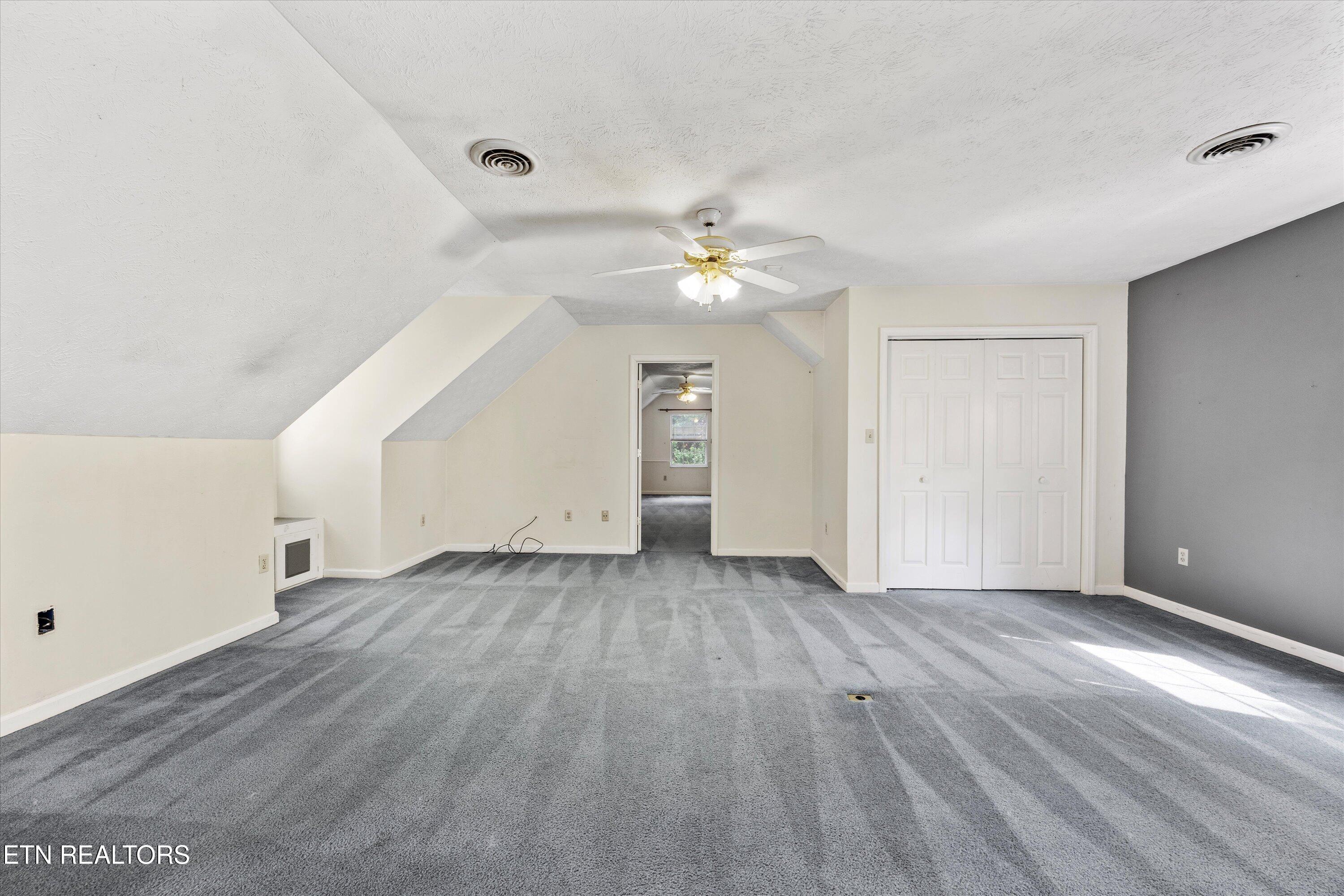 524 Emerald Ave