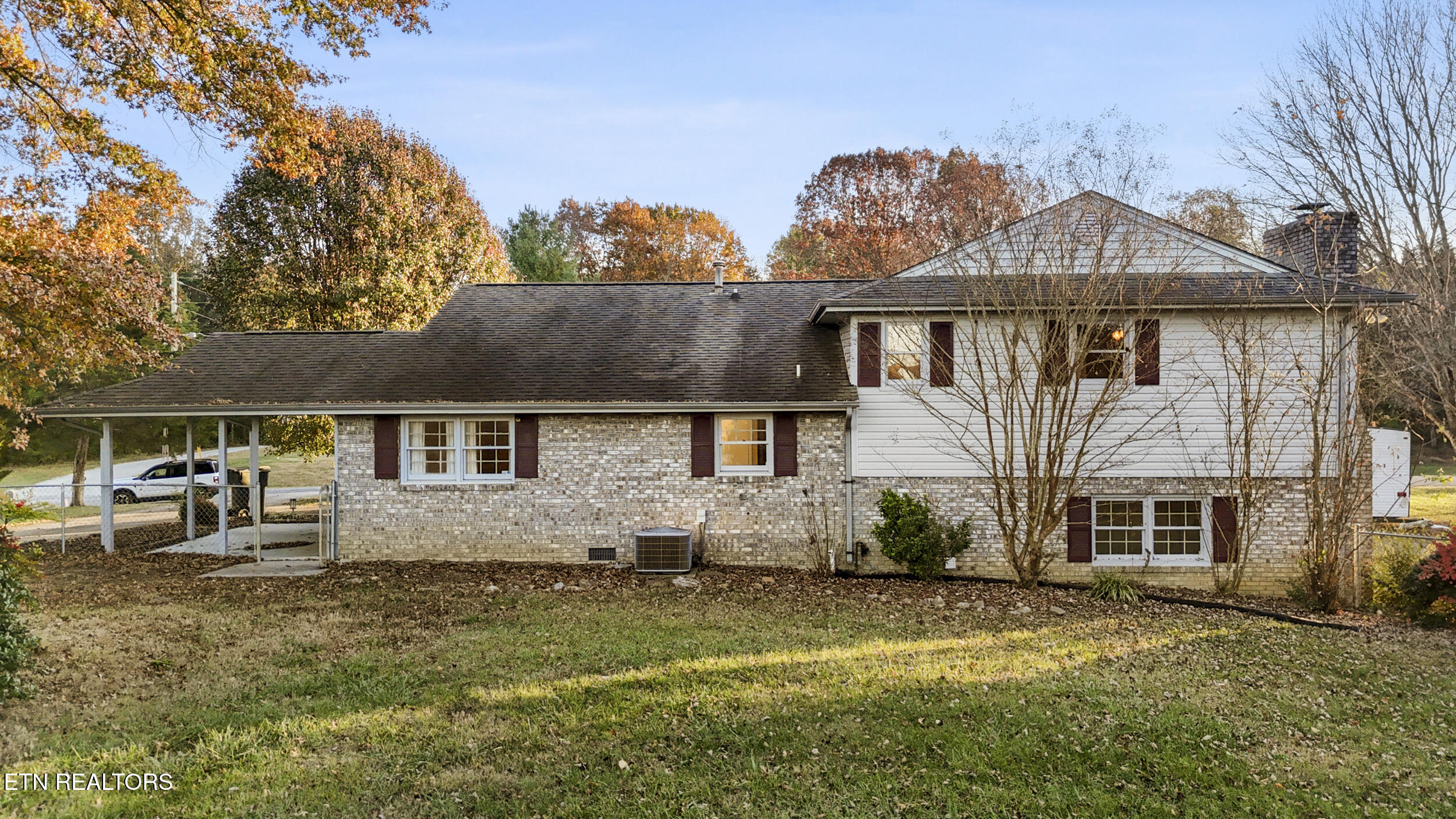 1037 Keith Lane