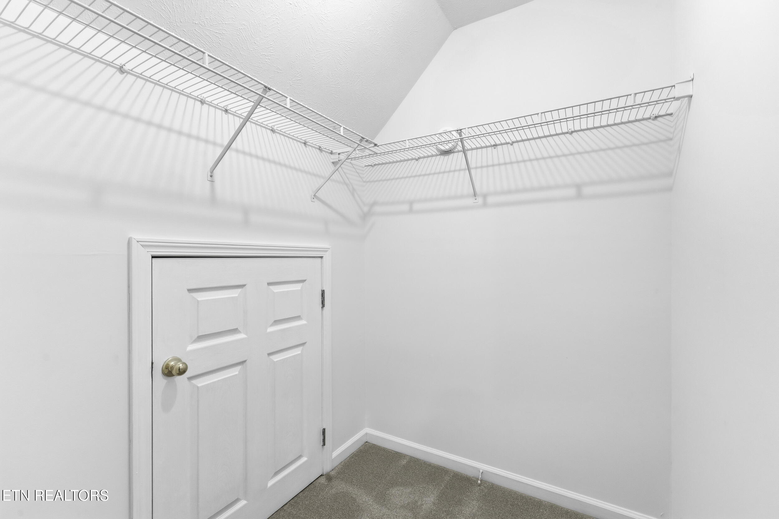 3434 Hamilton Place Drive