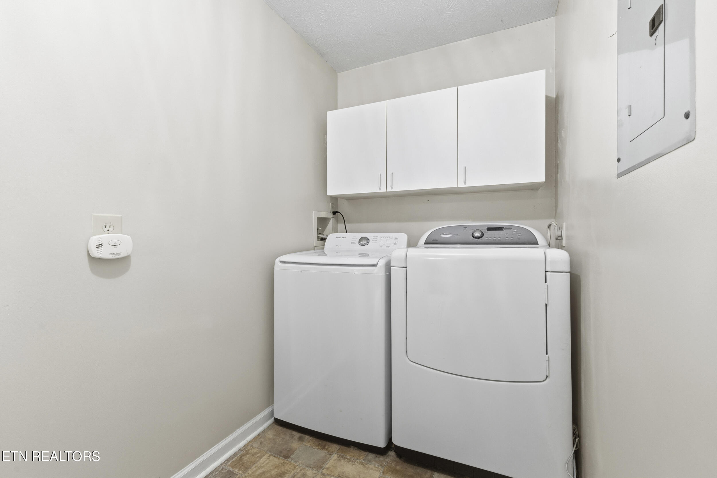 3434 Hamilton Place Drive