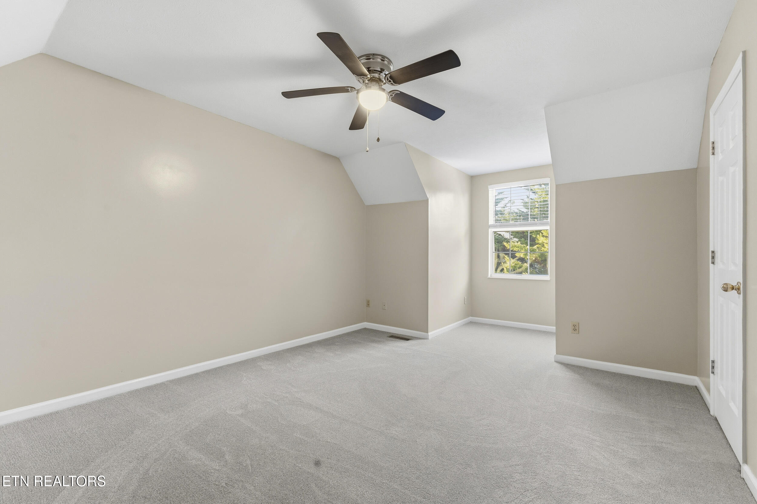 3434 Hamilton Place Drive