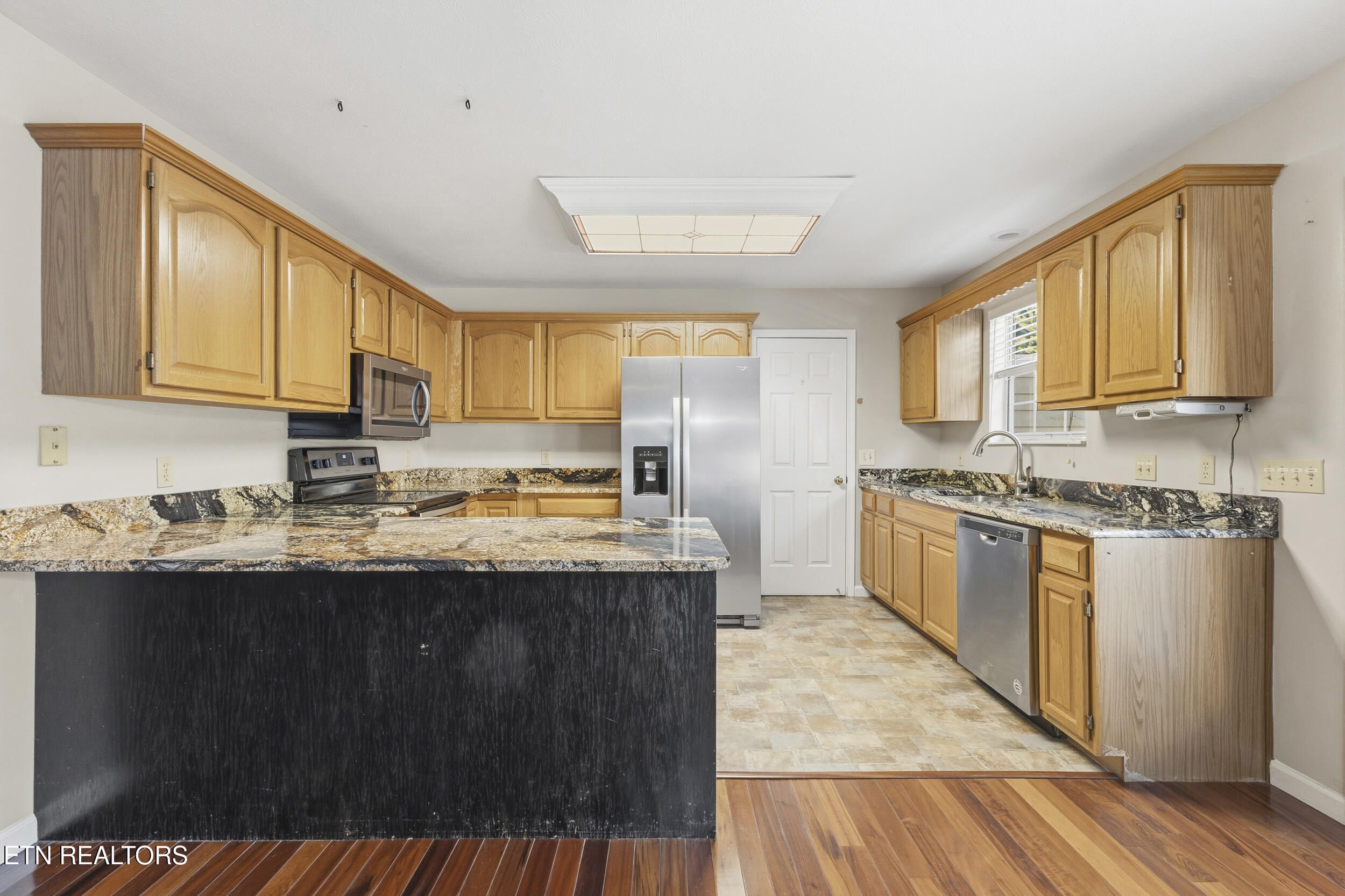 3434 Hamilton Place Drive