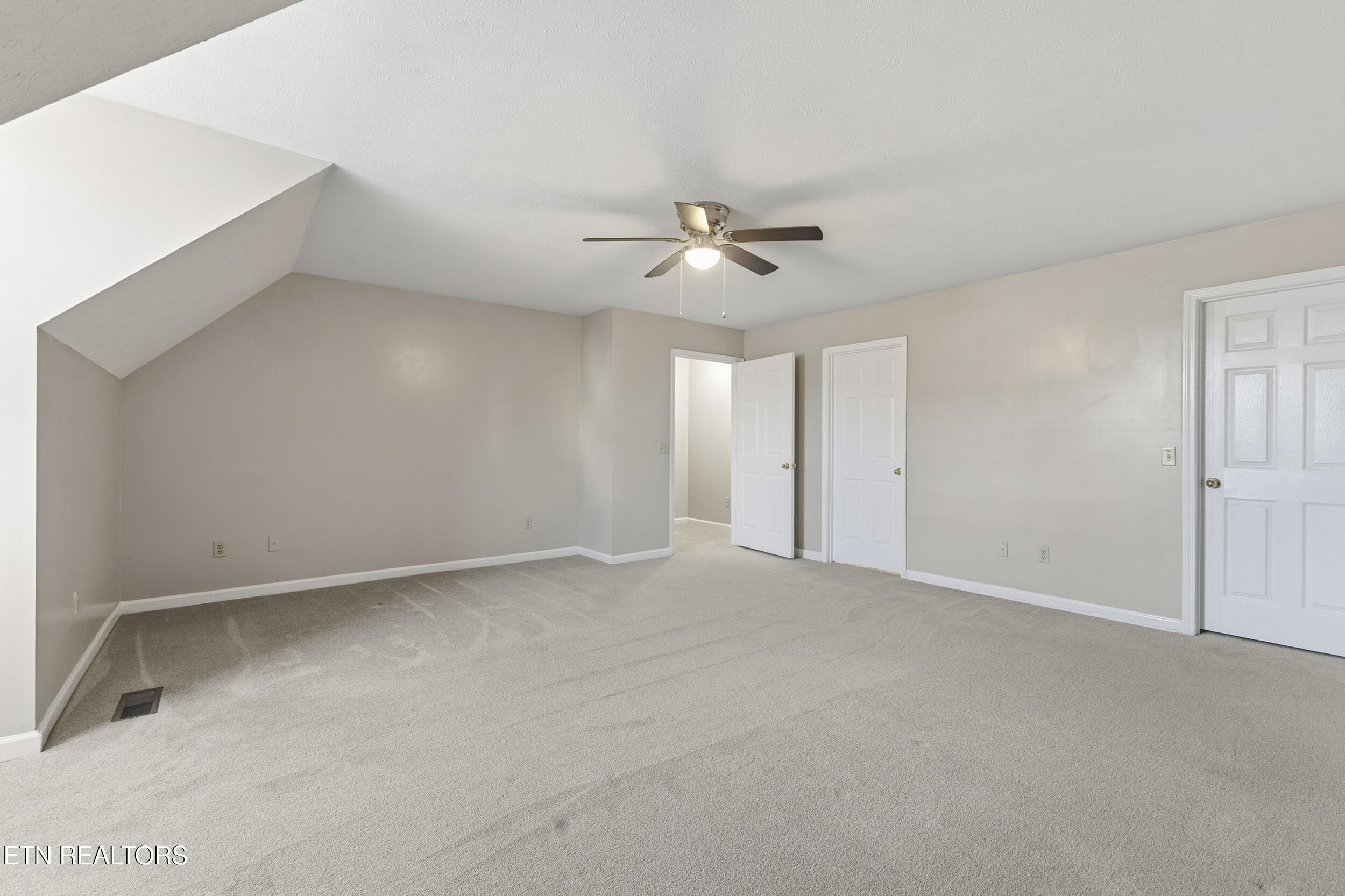 3434 Hamilton Place Drive