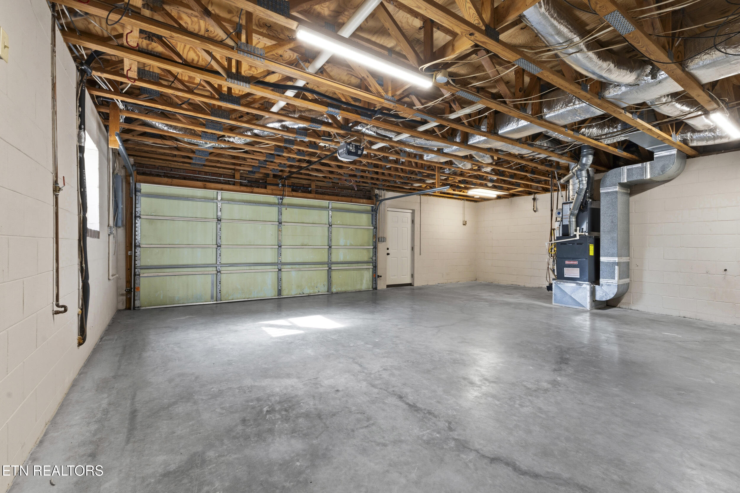 6278 Golden Drive
