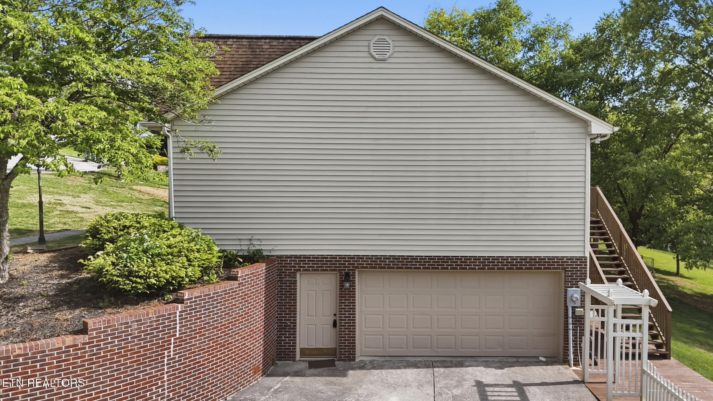 6278 Golden Drive