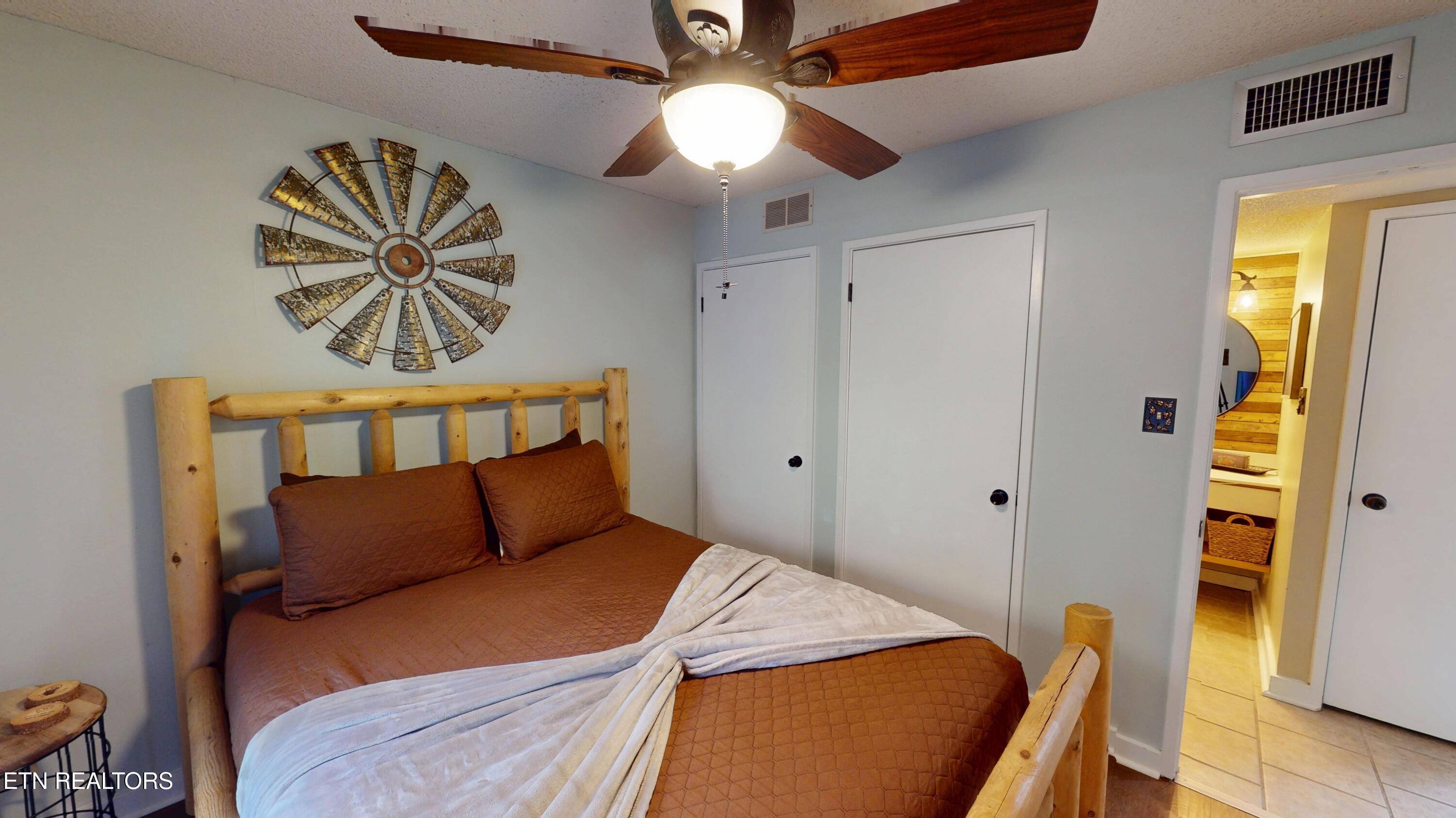 1081 Cove Rd 614