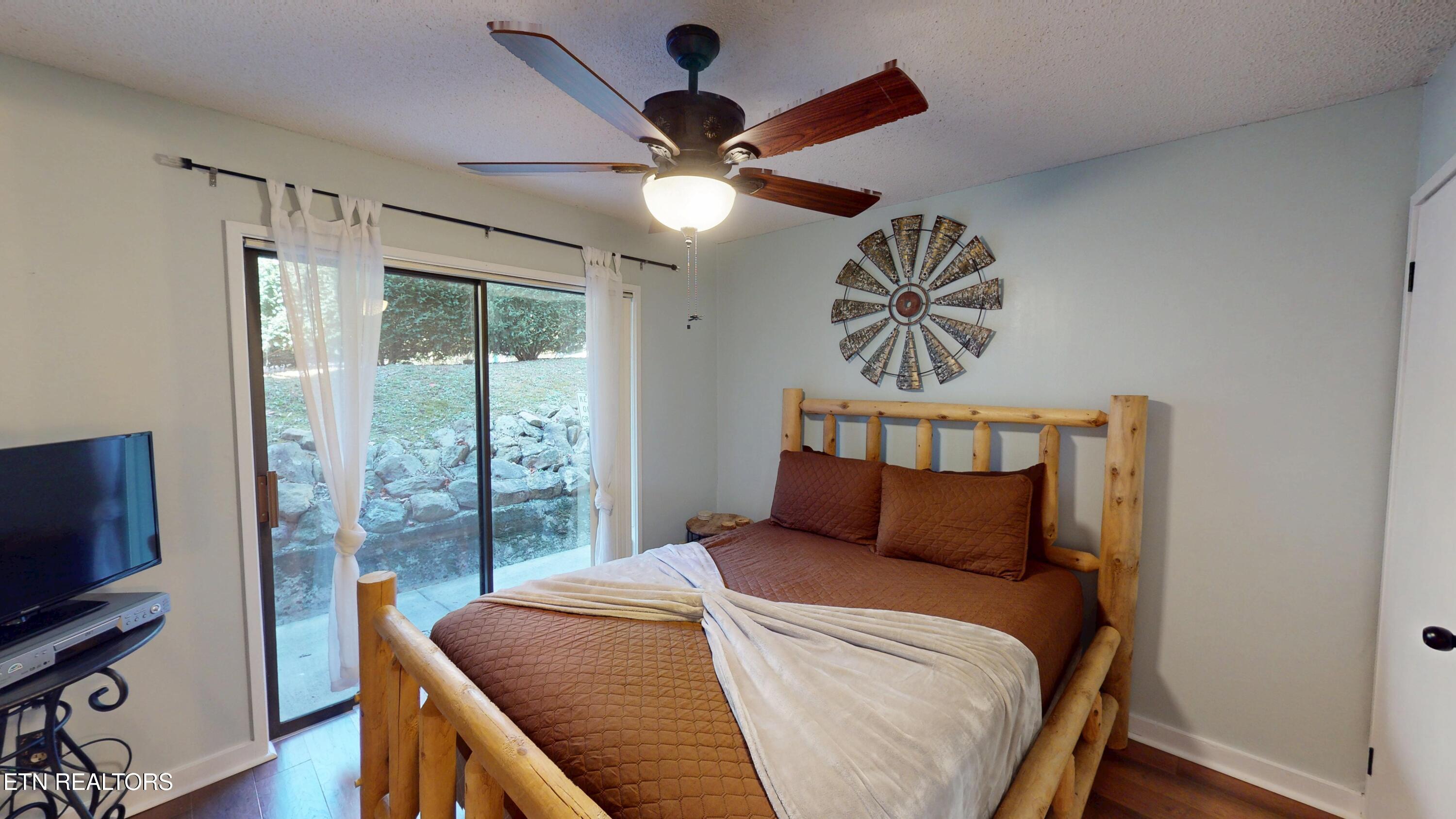 1081 Cove Rd 614