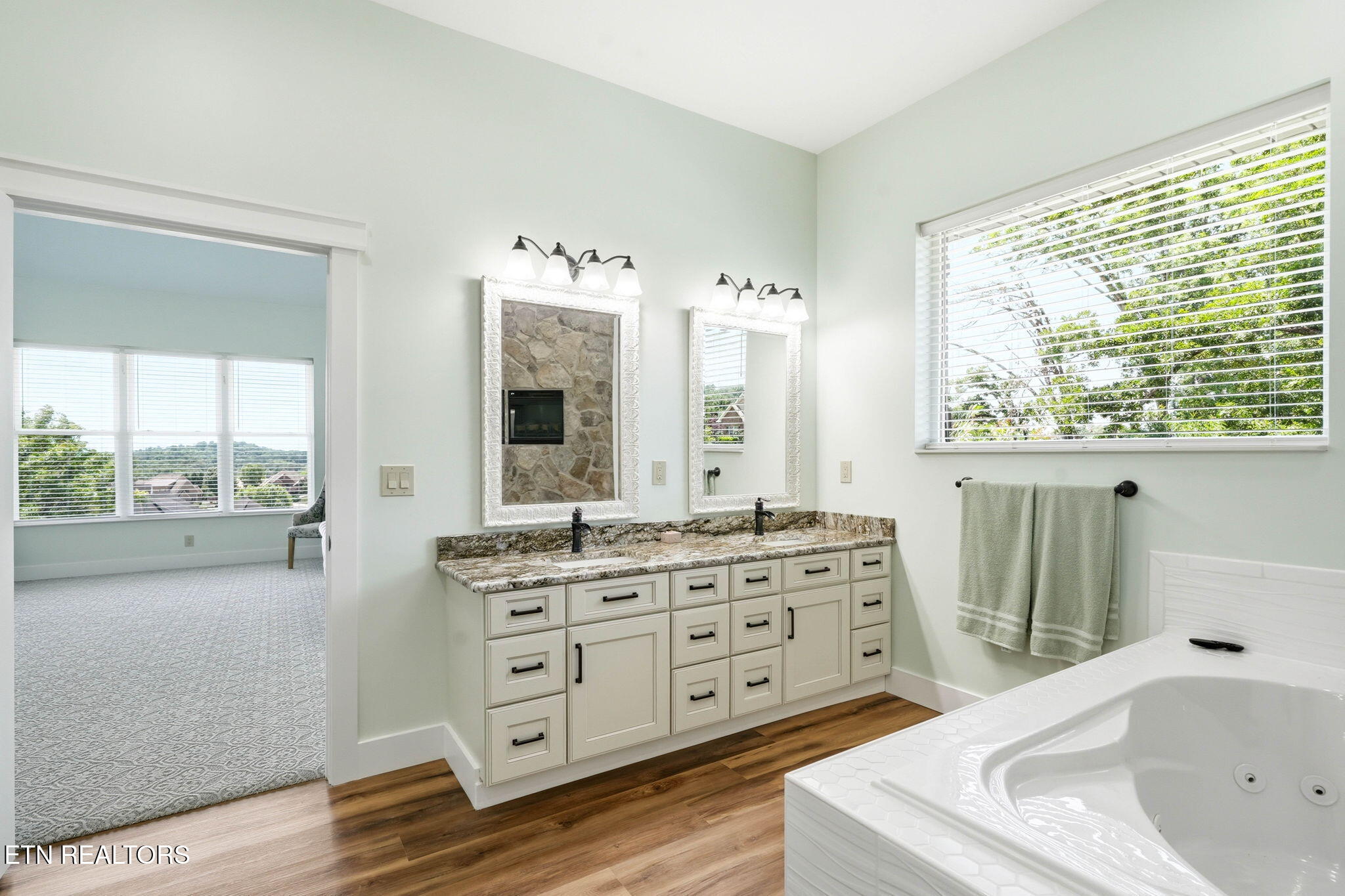 1005 Enchanted Drive