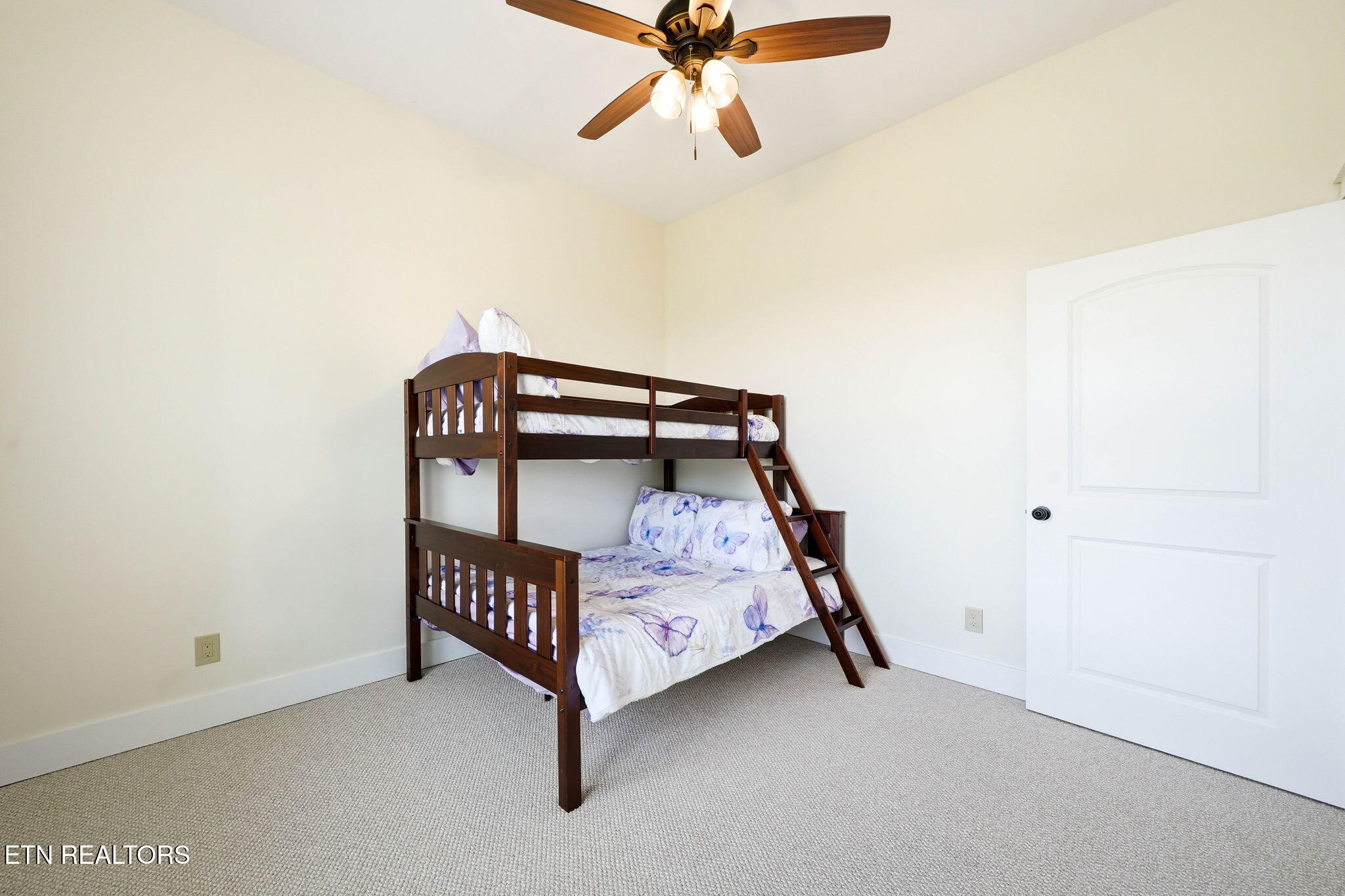 1005 Enchanted Drive