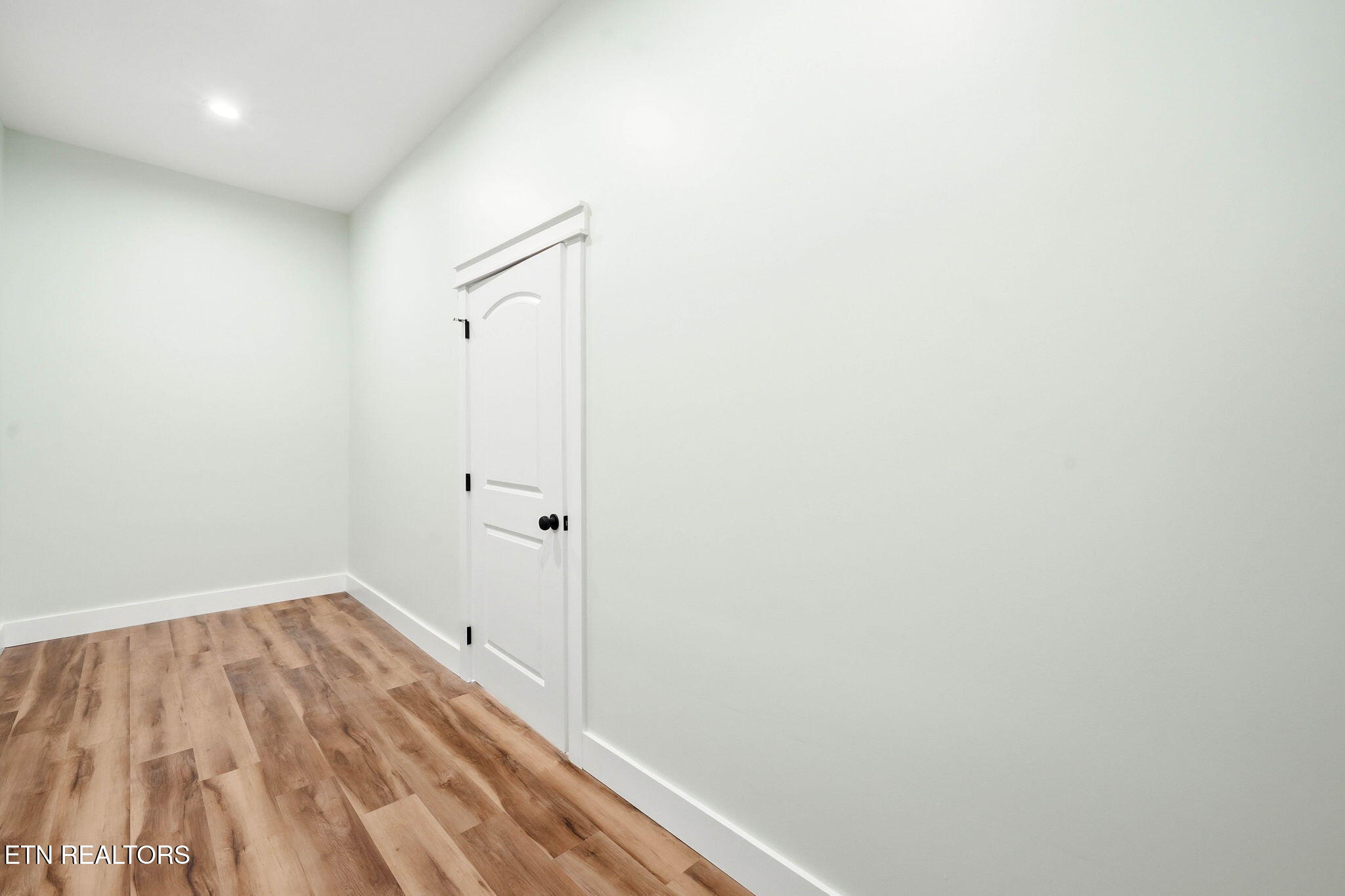 1005 Enchanted Drive