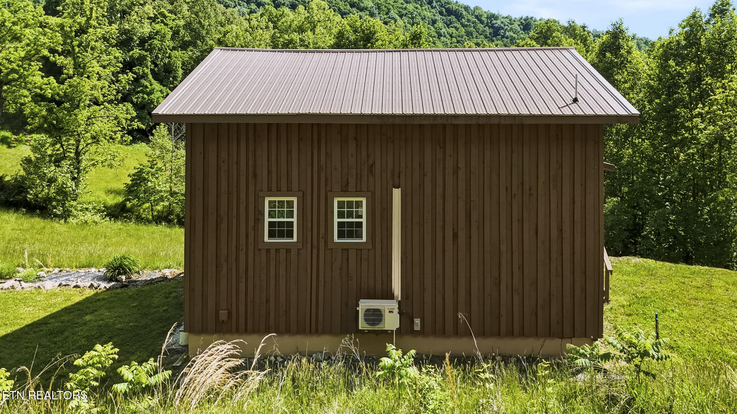 3609 Cave Springs Rd