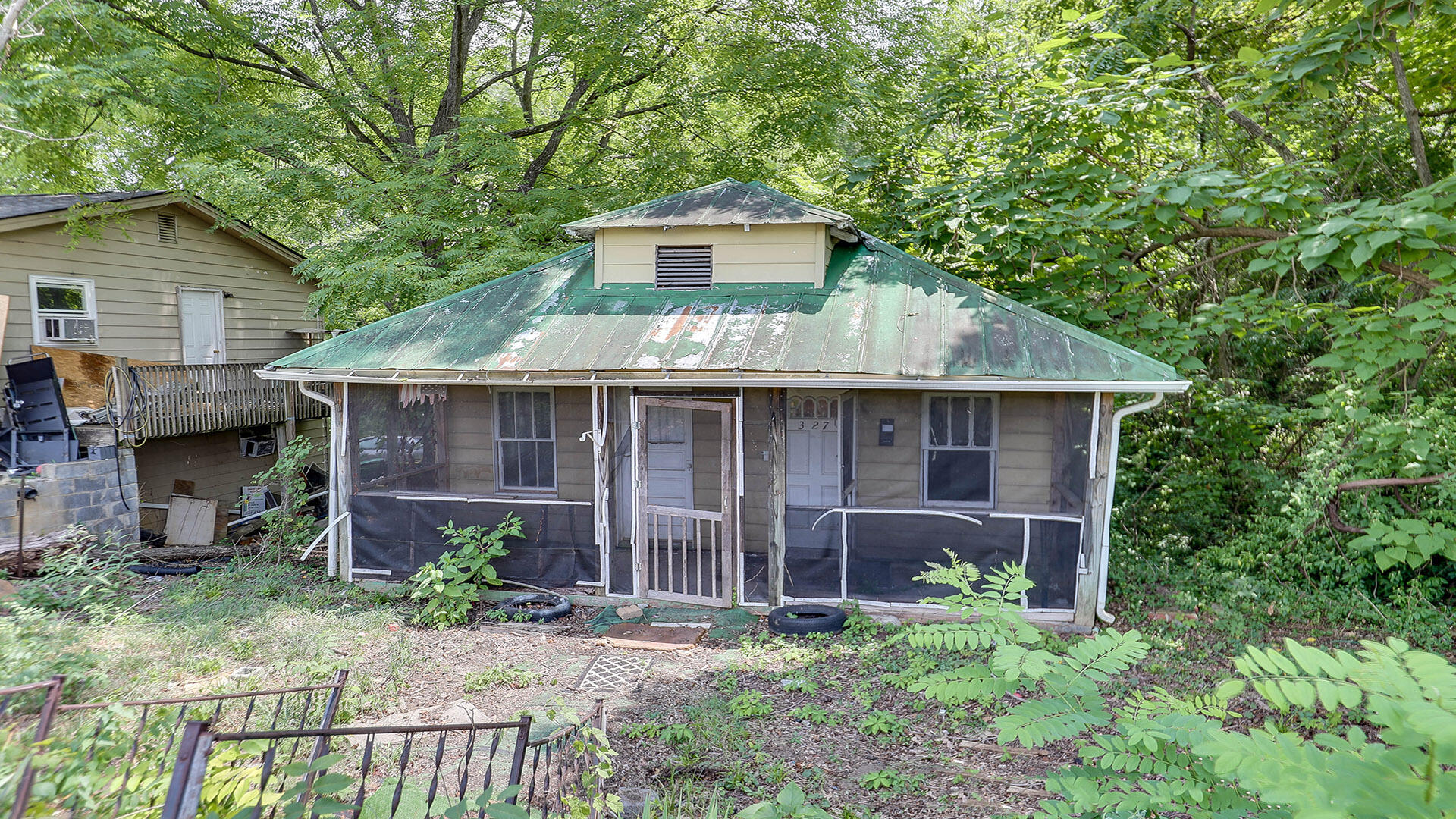 327 Floral Street