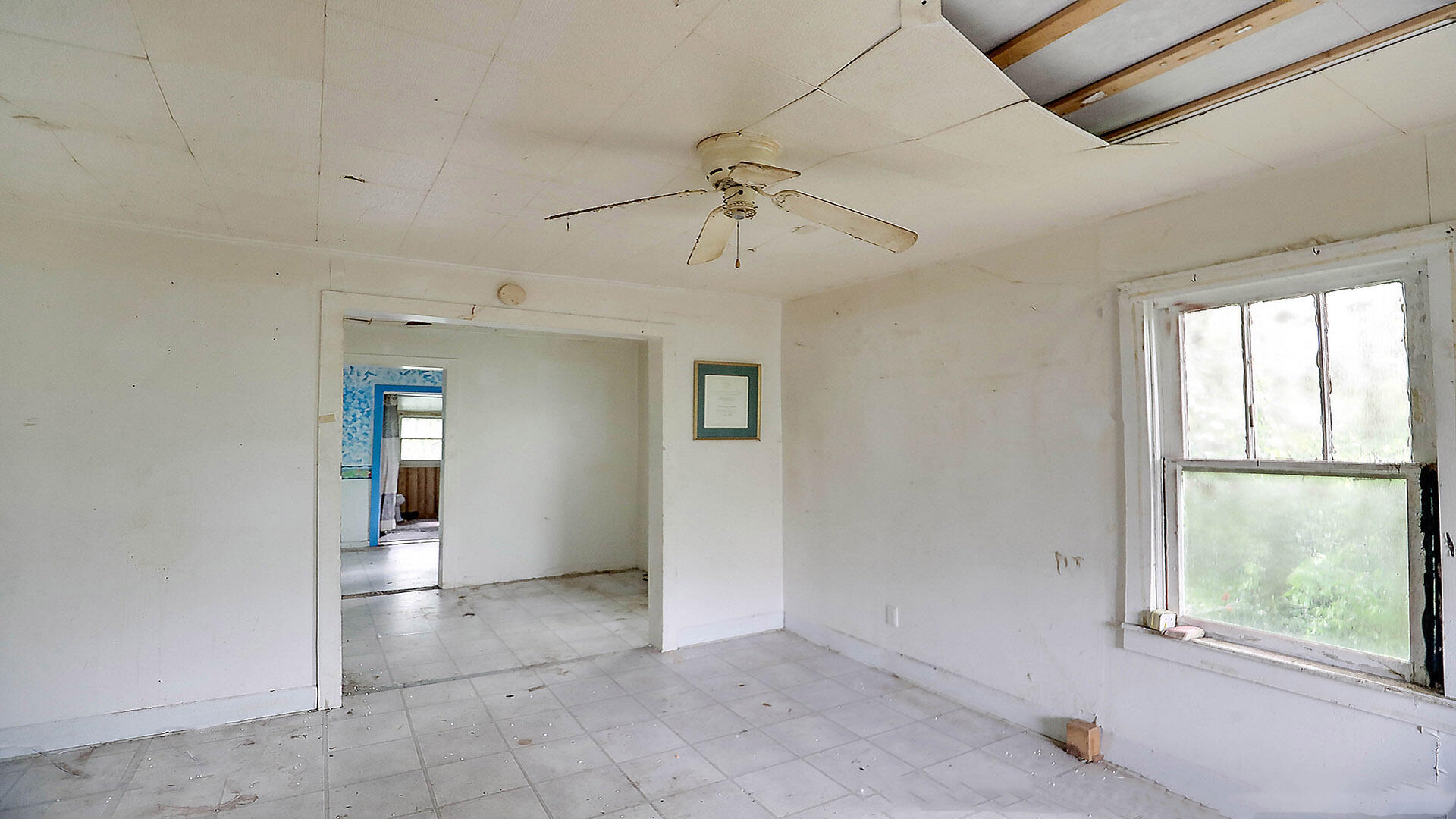 327 Floral Street