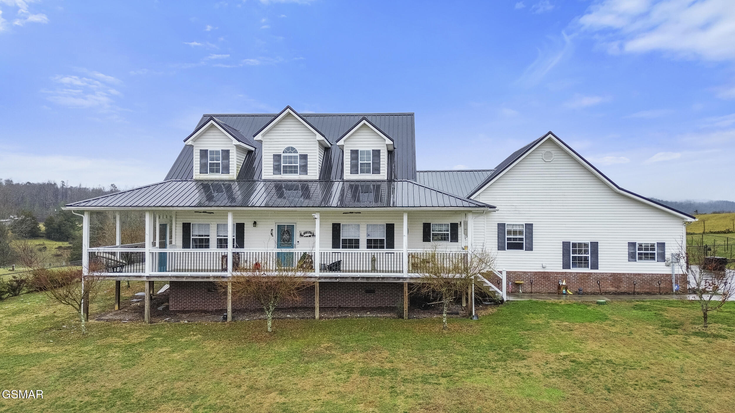 2759 Meadow Crest Lane