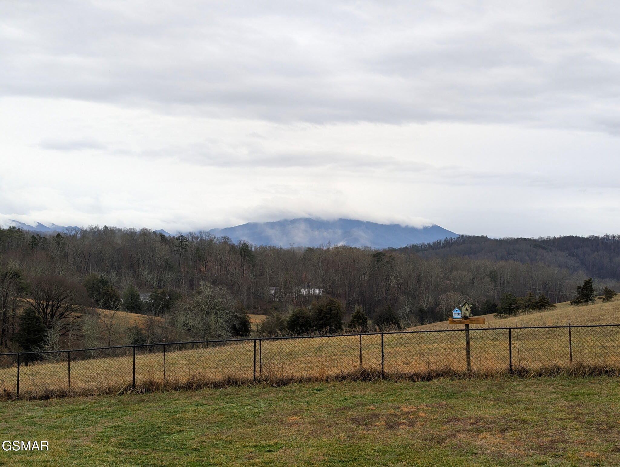 2759 Meadow Crest Lane