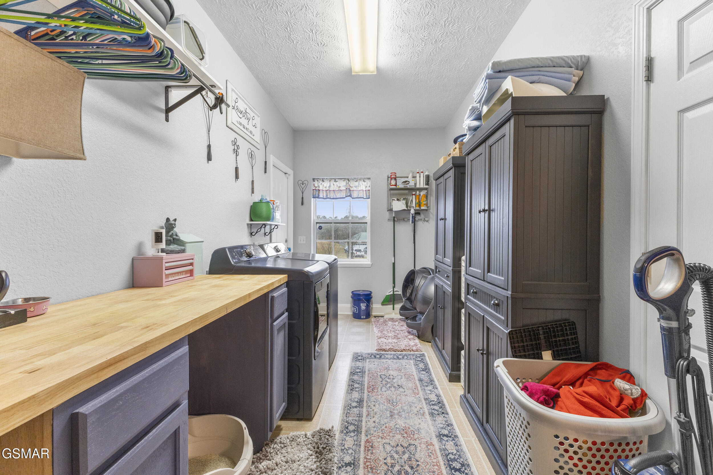 2759 Meadow Crest Lane