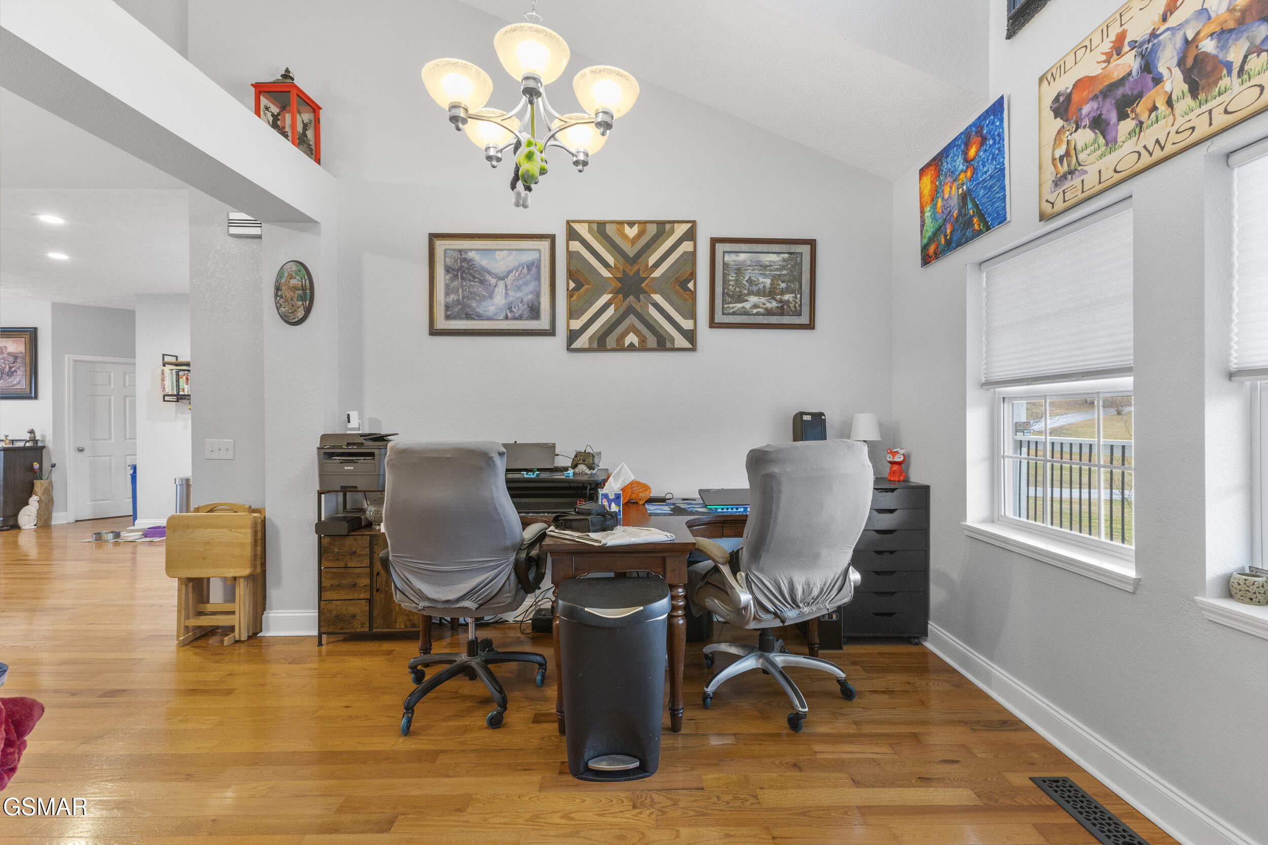 2759 Meadow Crest Lane