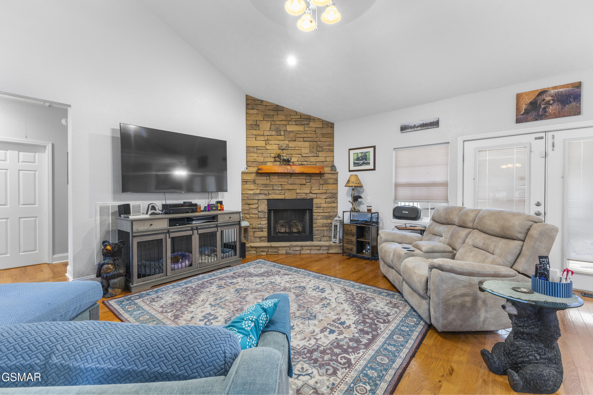 2759 Meadow Crest Lane