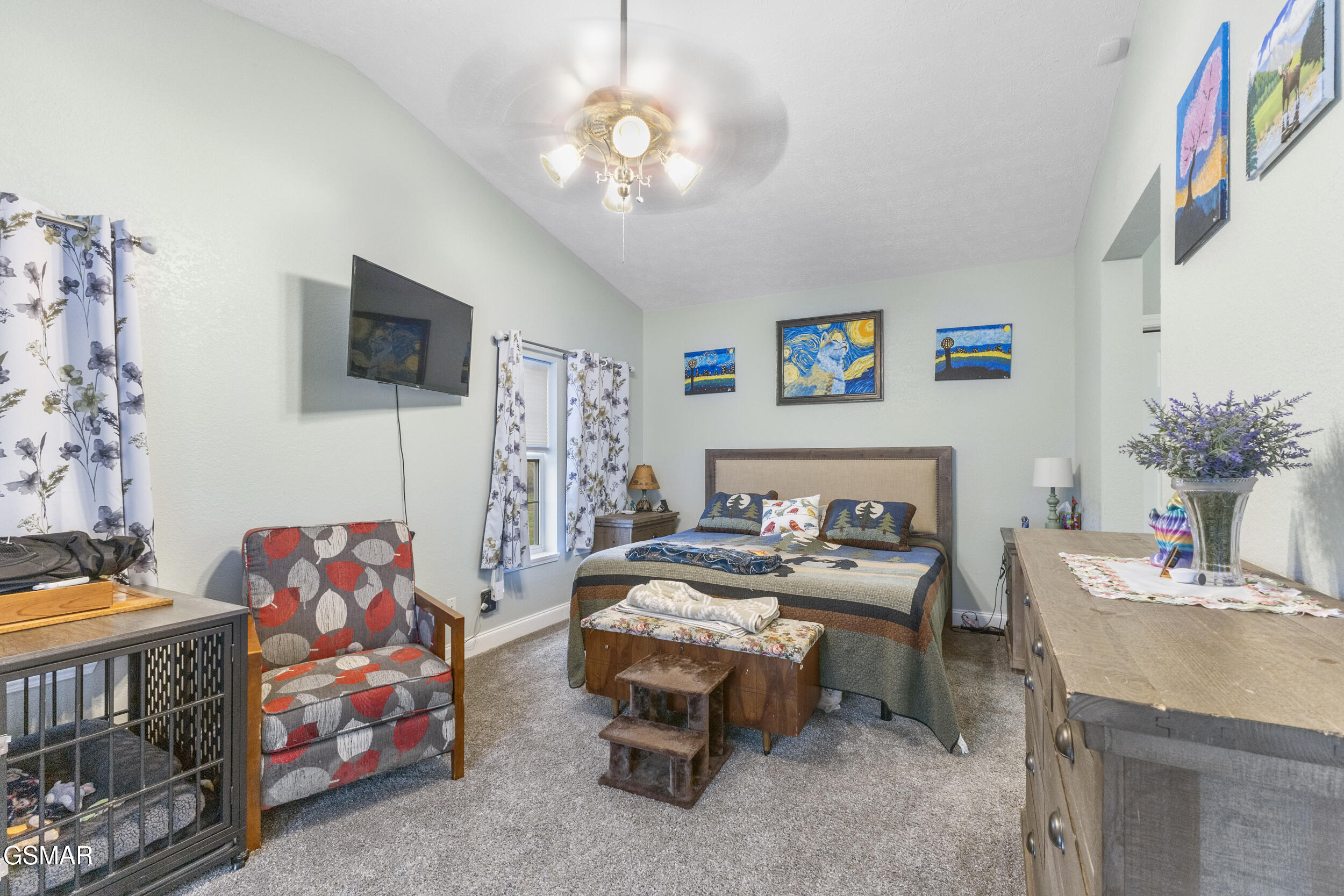 2759 Meadow Crest Lane
