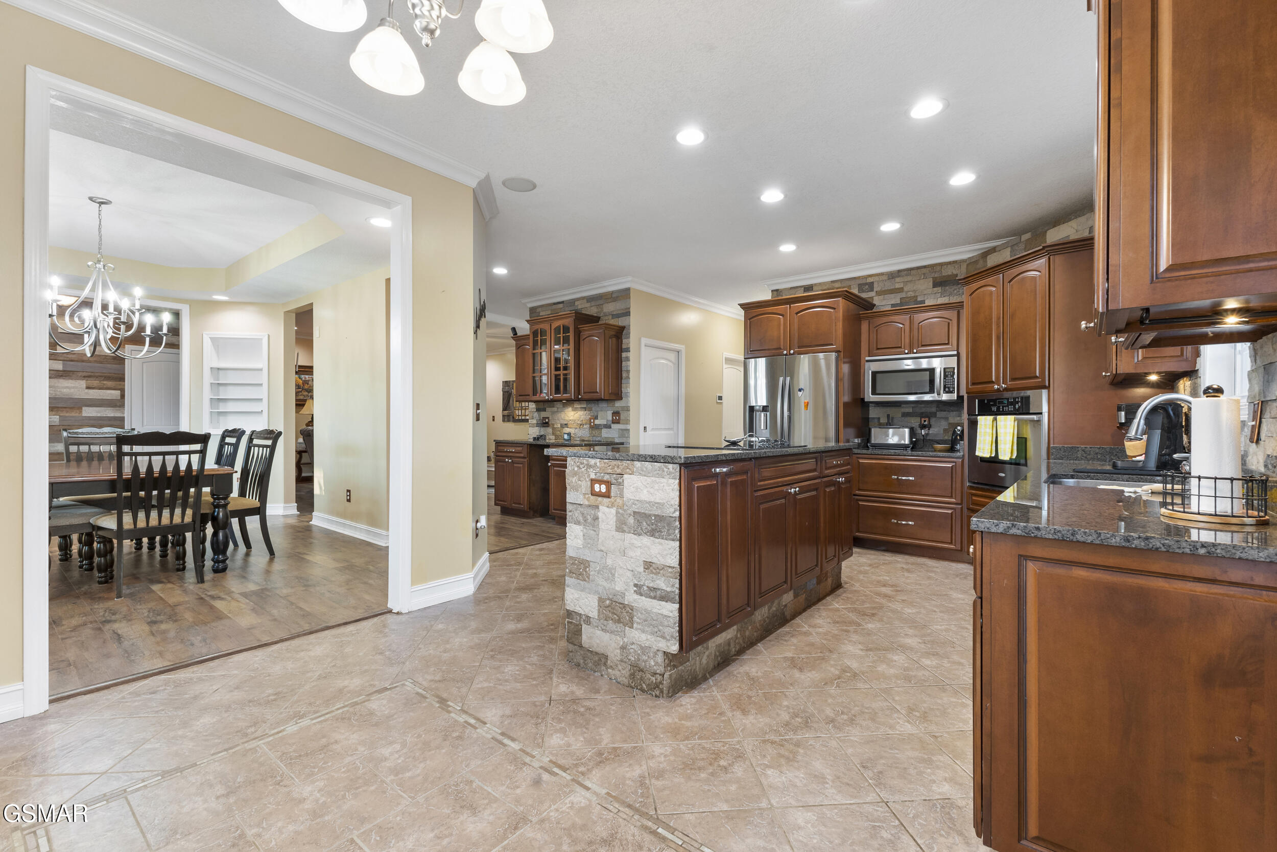 3017 Hardy Road