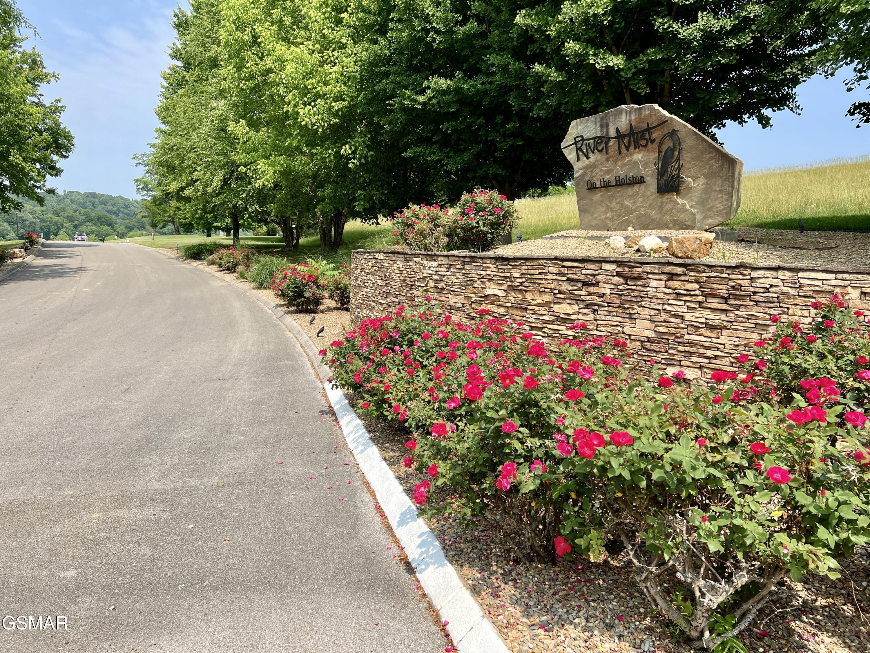 2005 River Mist Circle