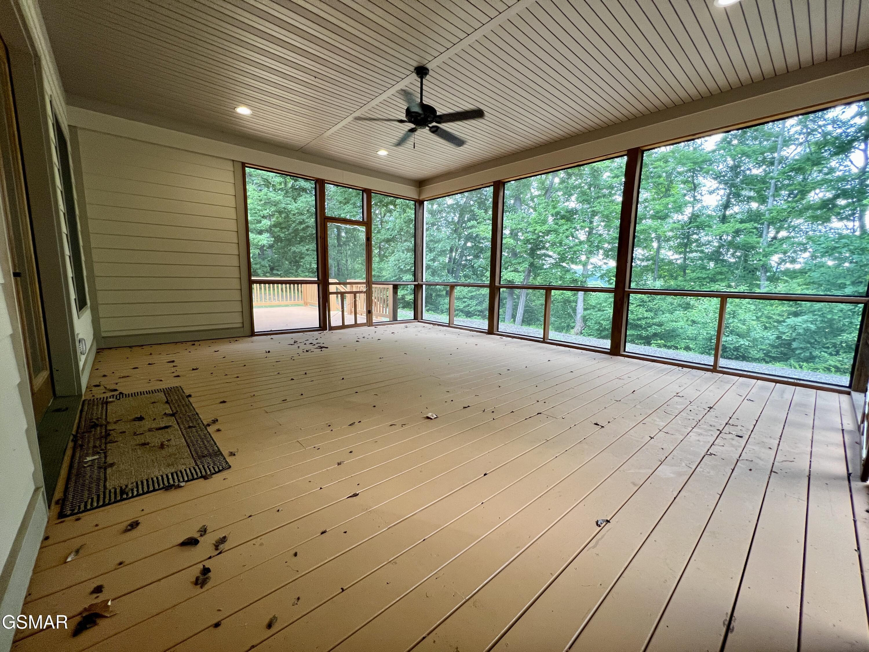 2005 River Mist Circle