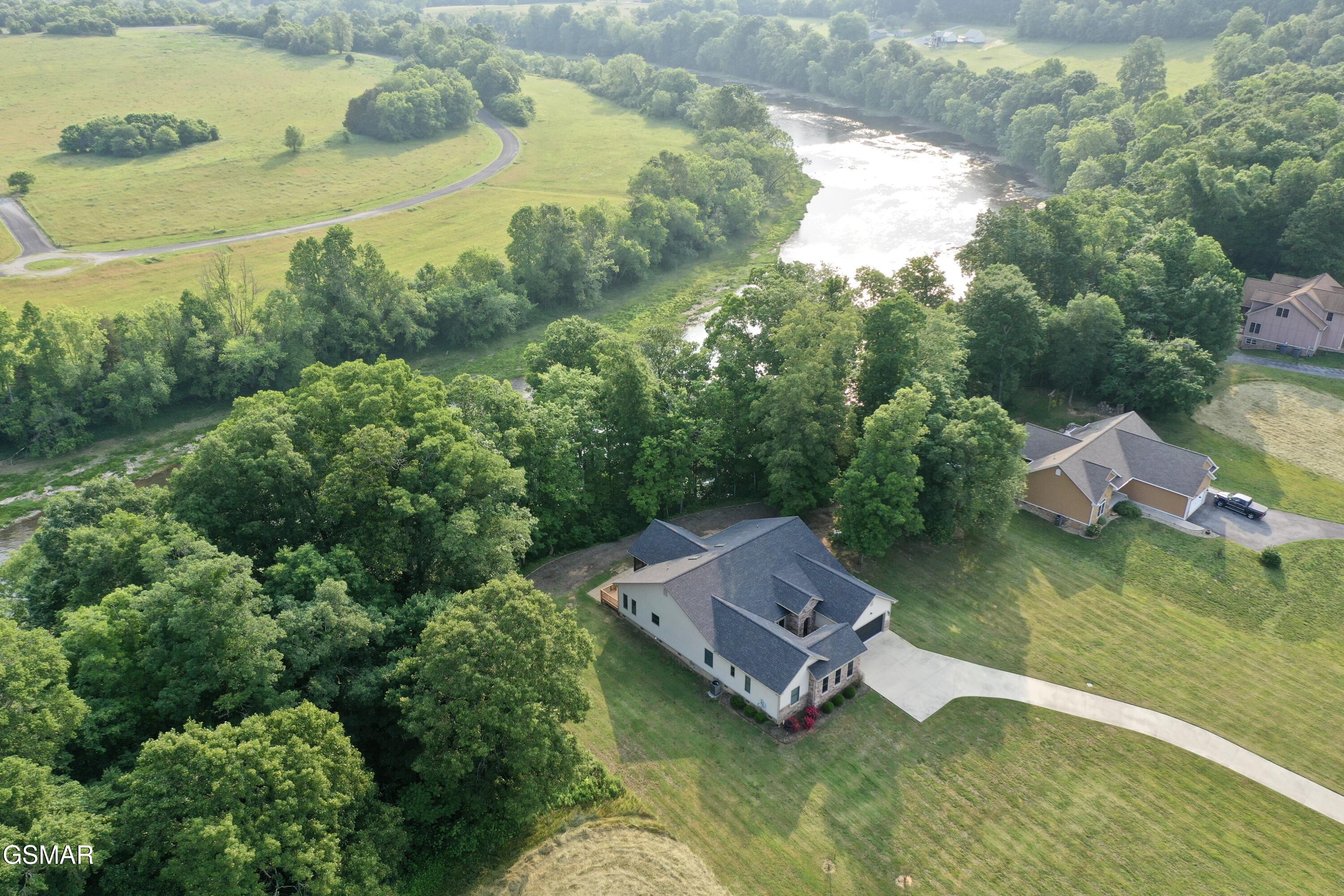 2005 River Mist Circle