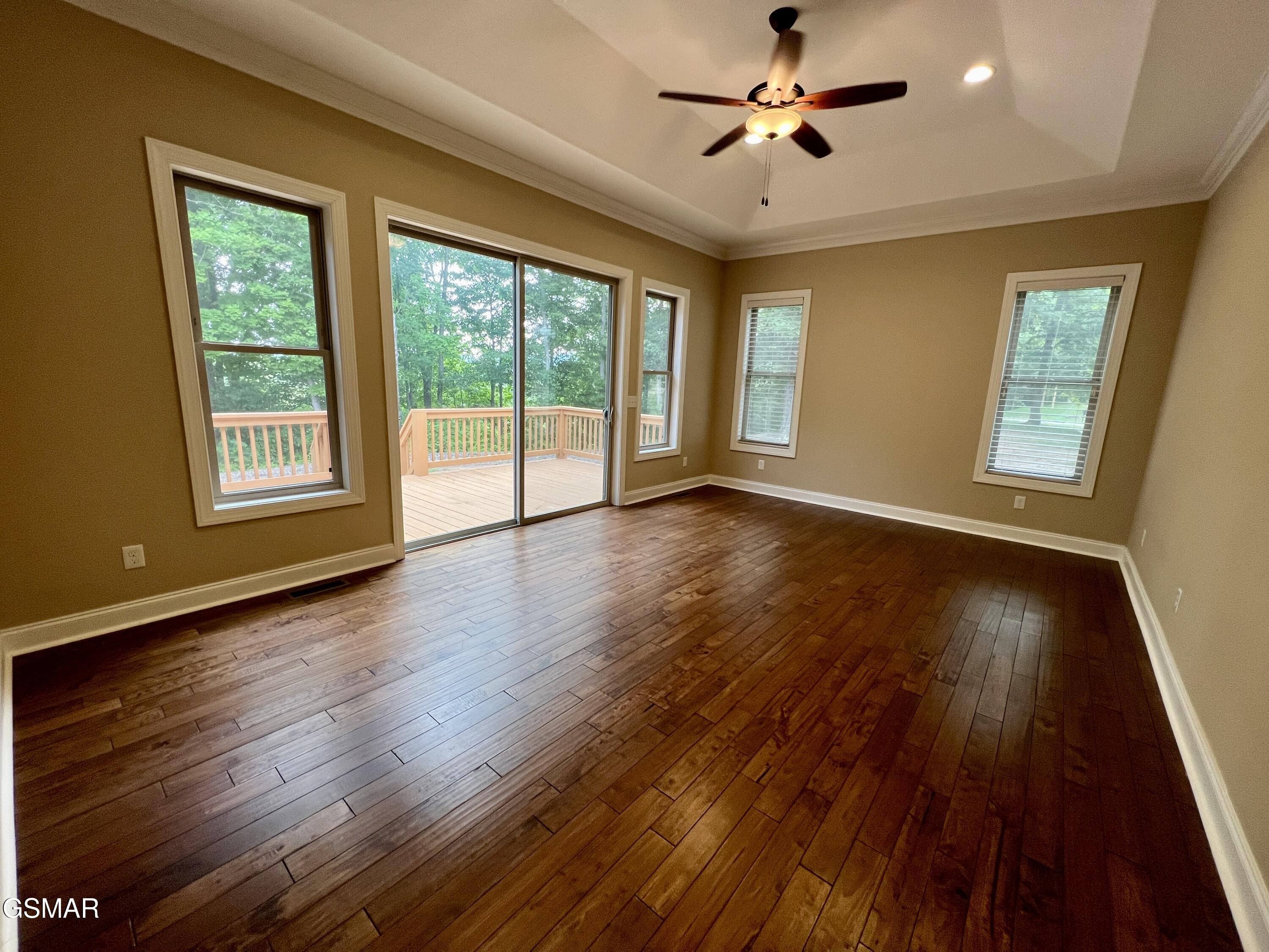 2005 River Mist Circle