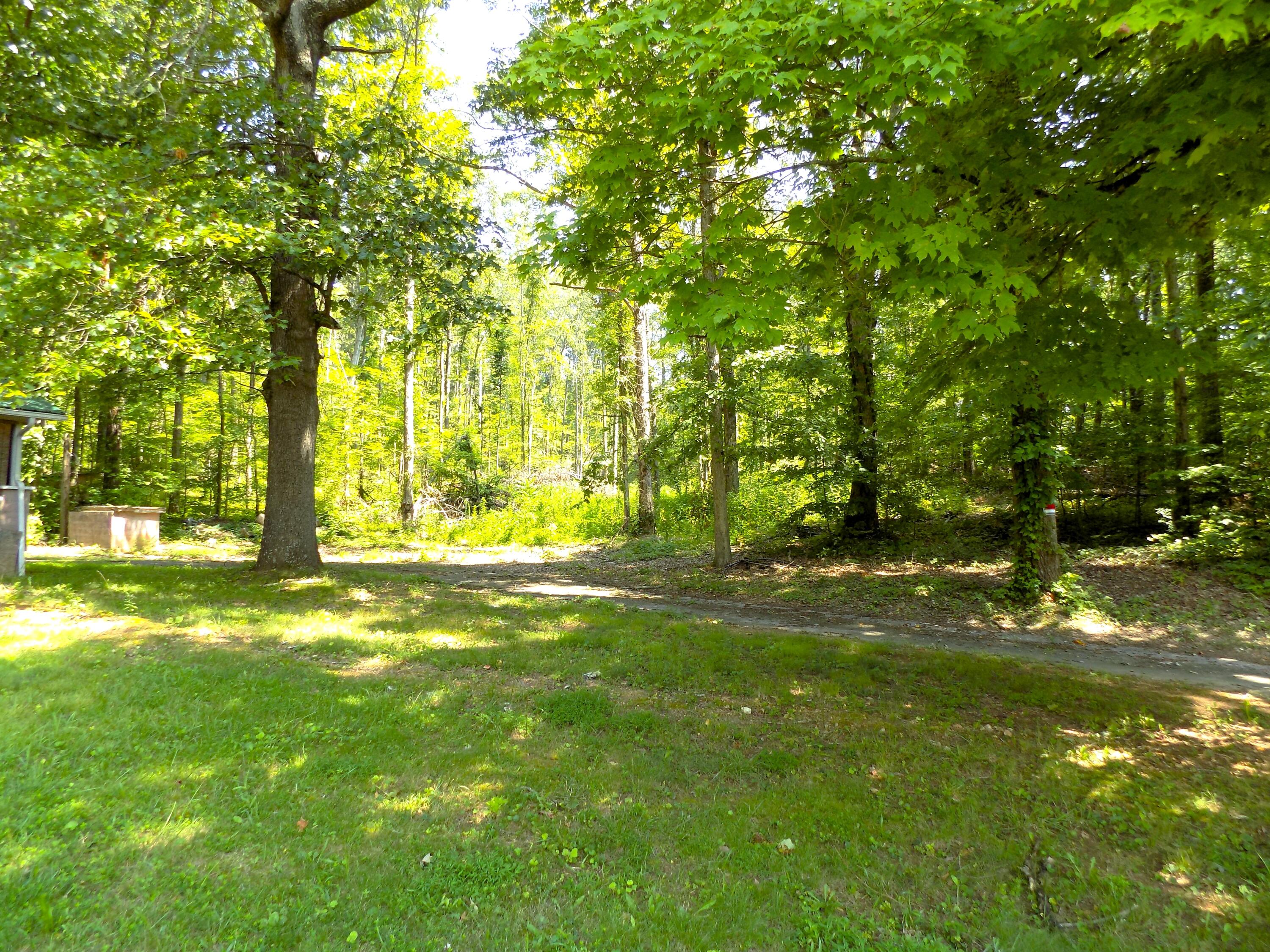 11777 Lakeshore Drive