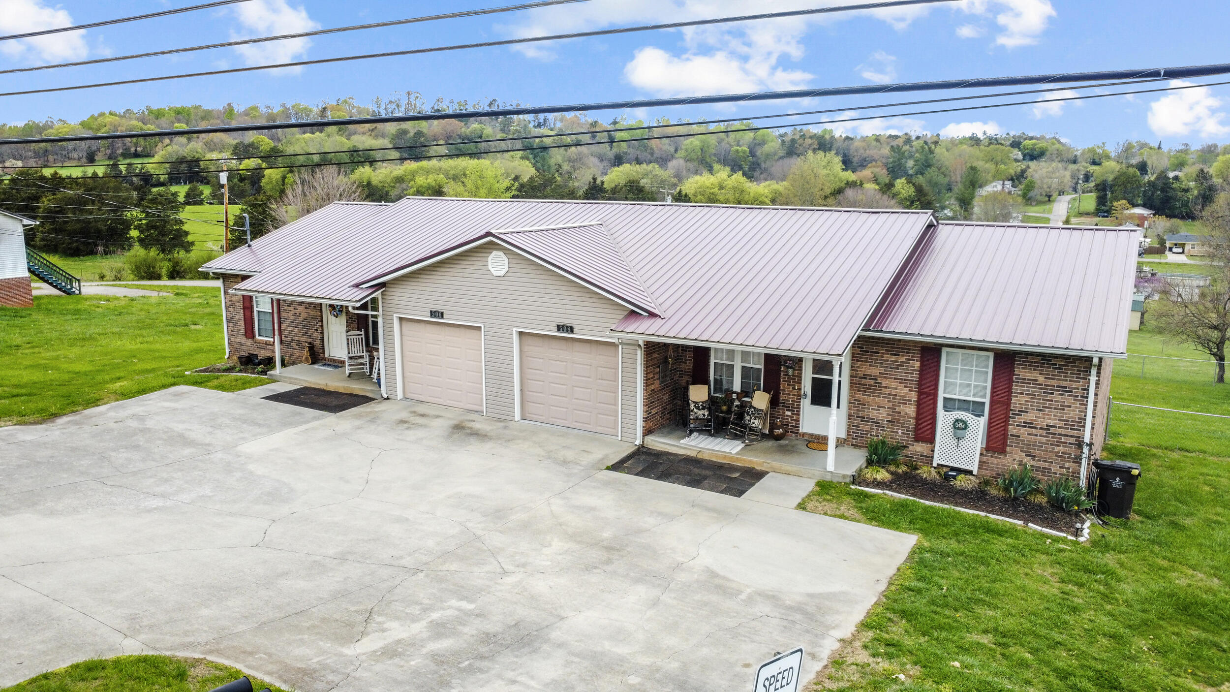 506 E Old A J Highway