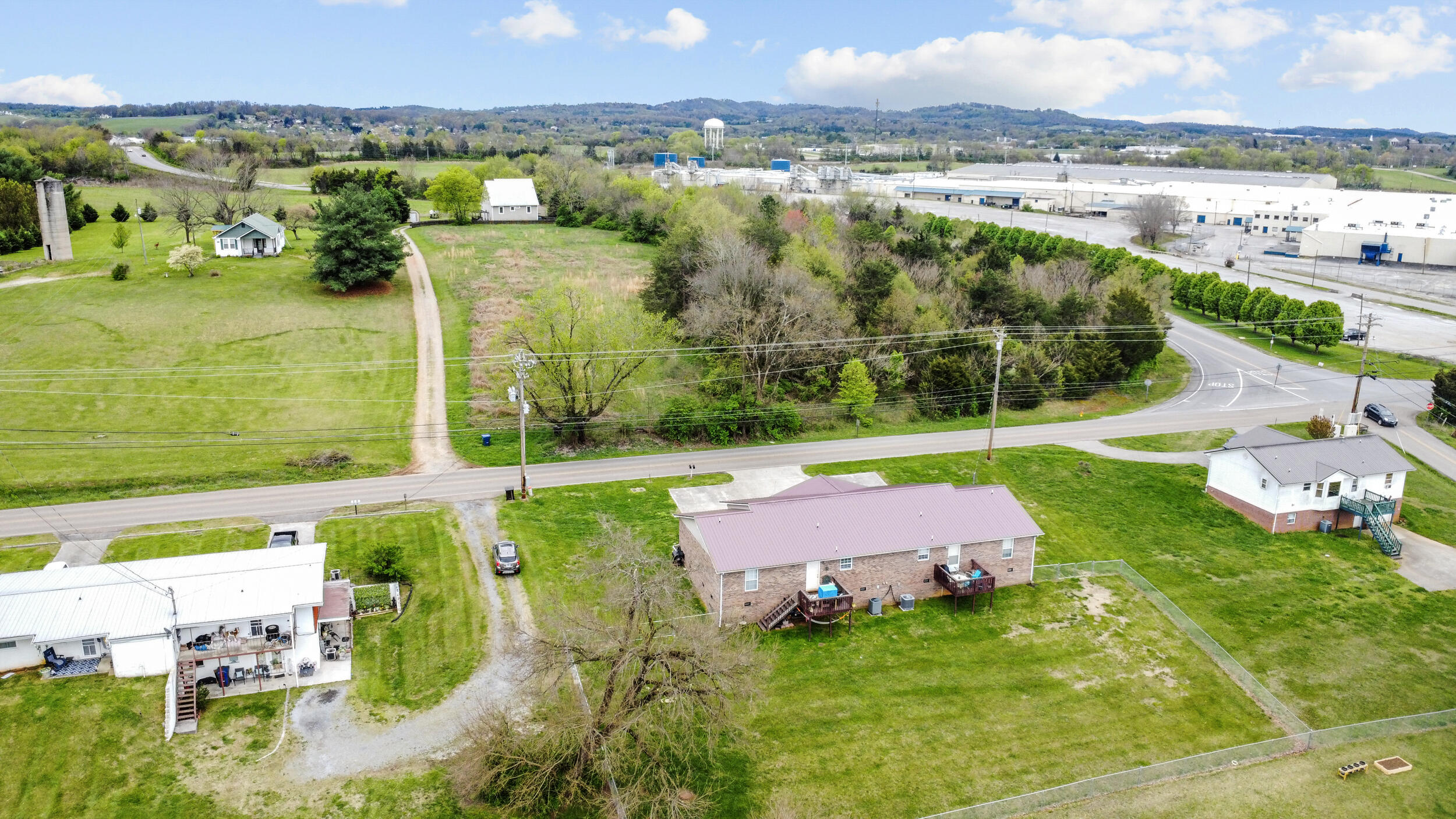 506 E Old A J Highway